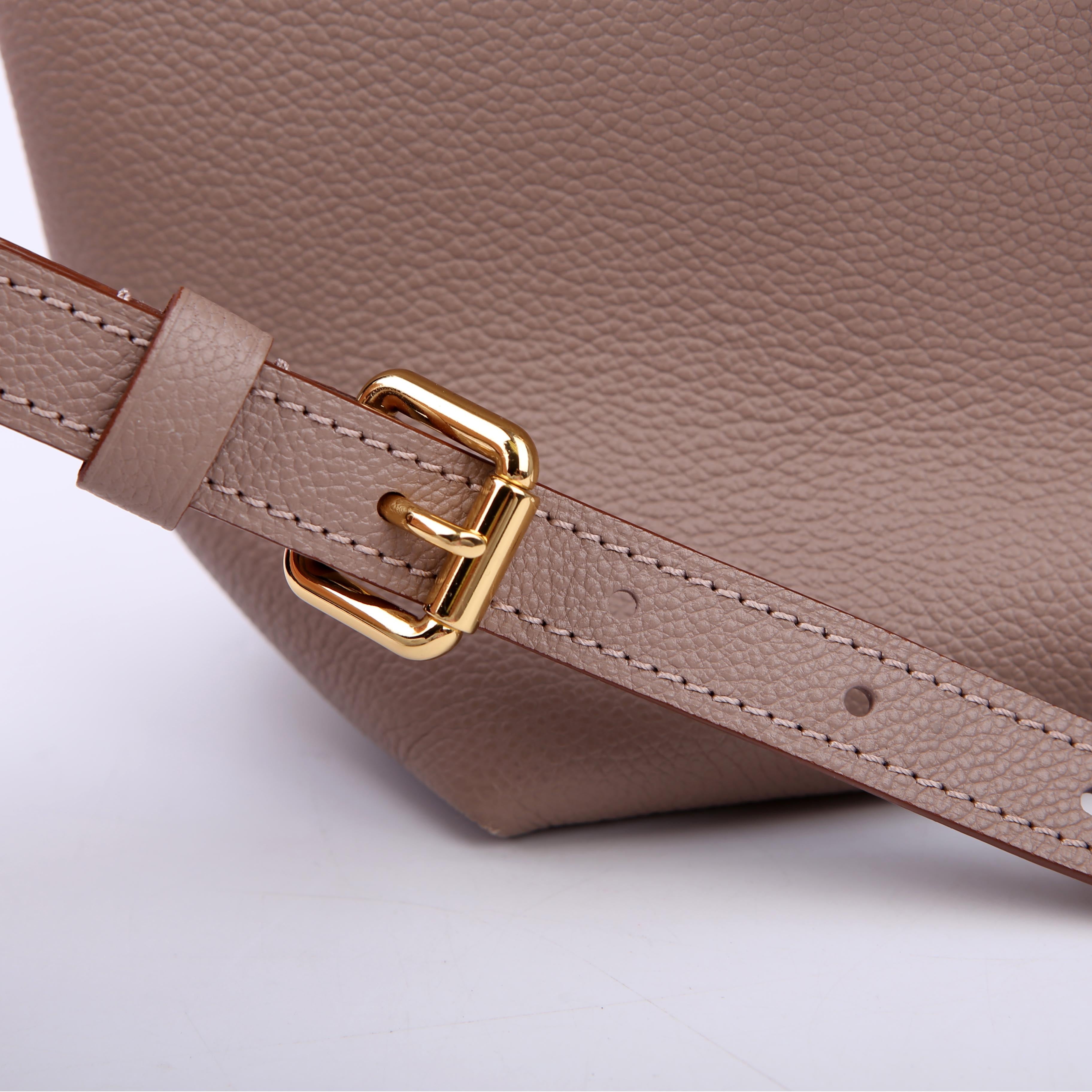 Louis Vuitton Melie Empreinte Taupe