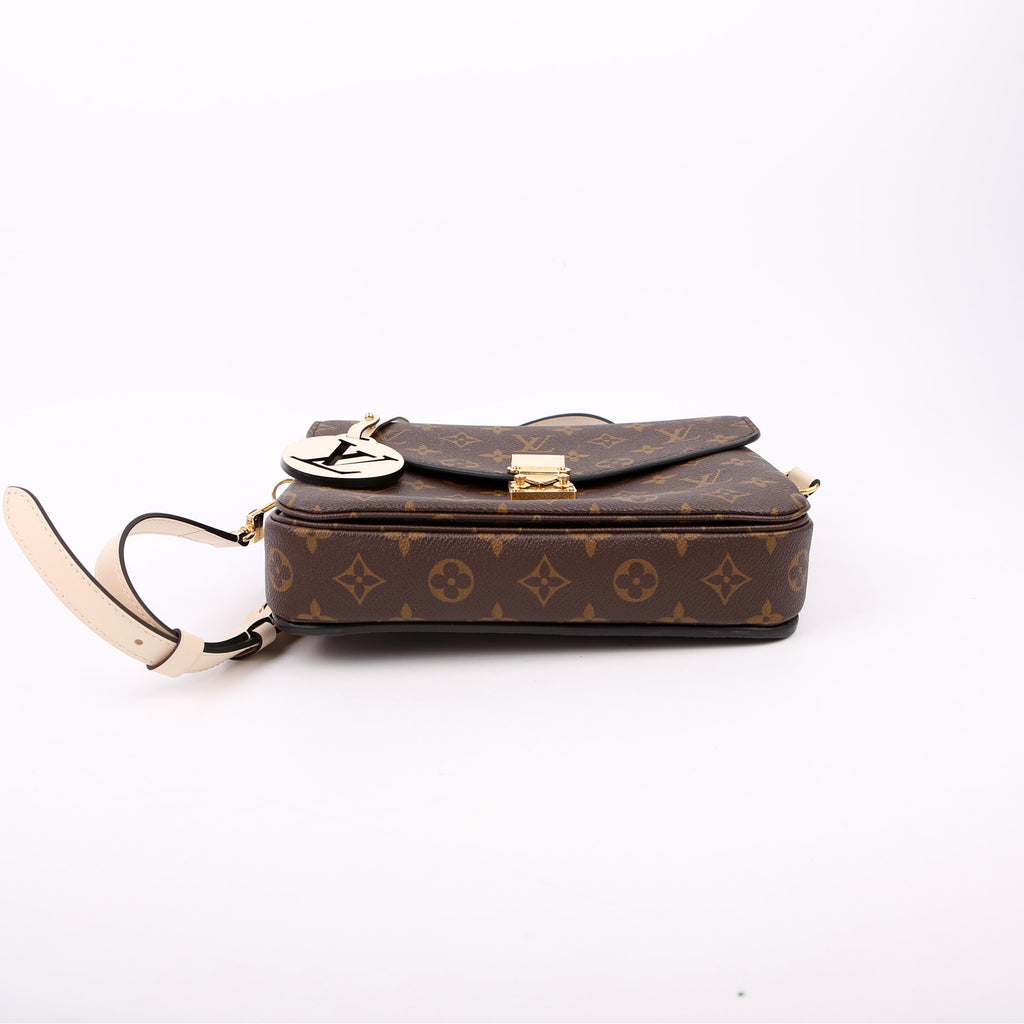 Louis Vuitton Pochette Metis Monogram Braided