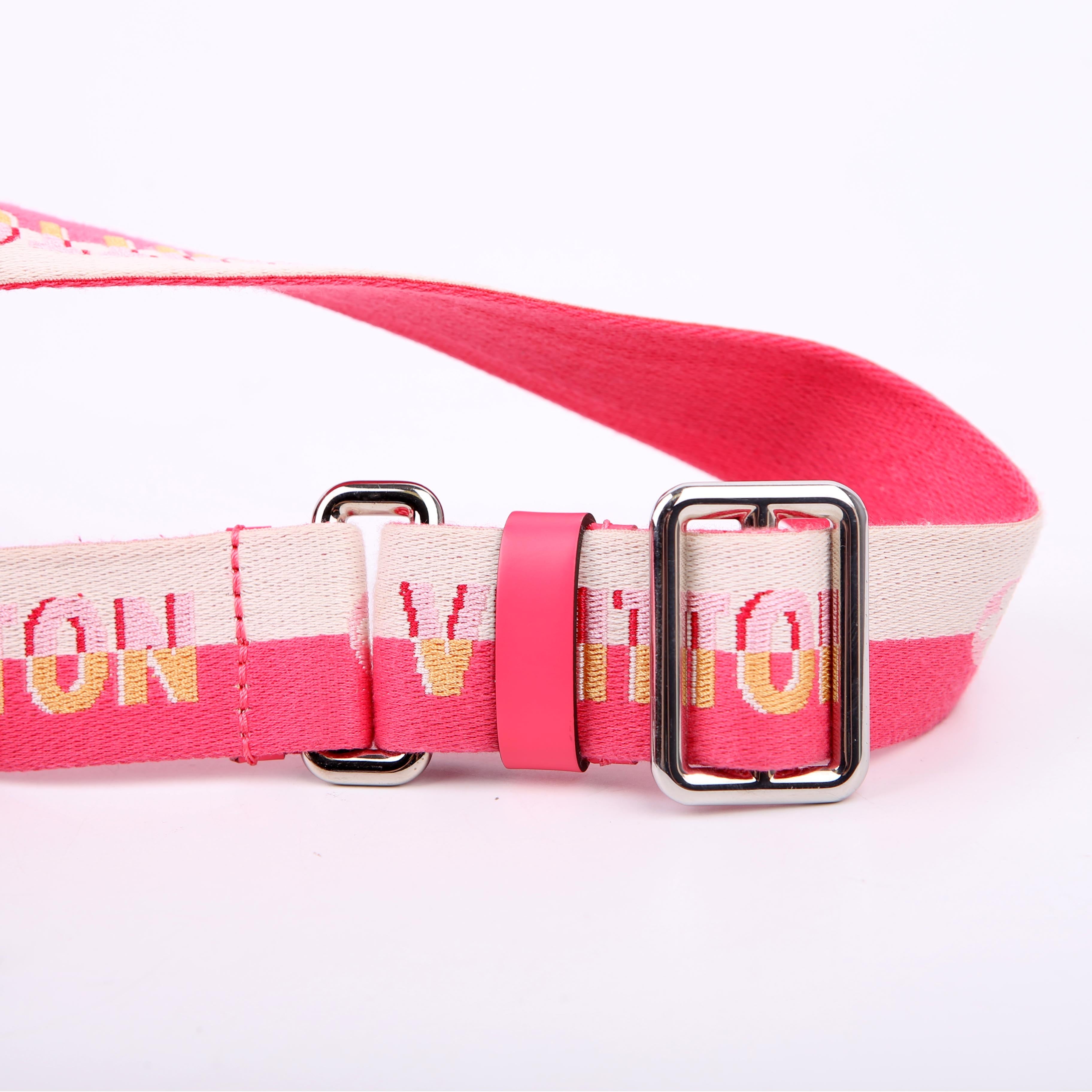 Louis Vuitton Easy Pouch on Strap Epi Pink