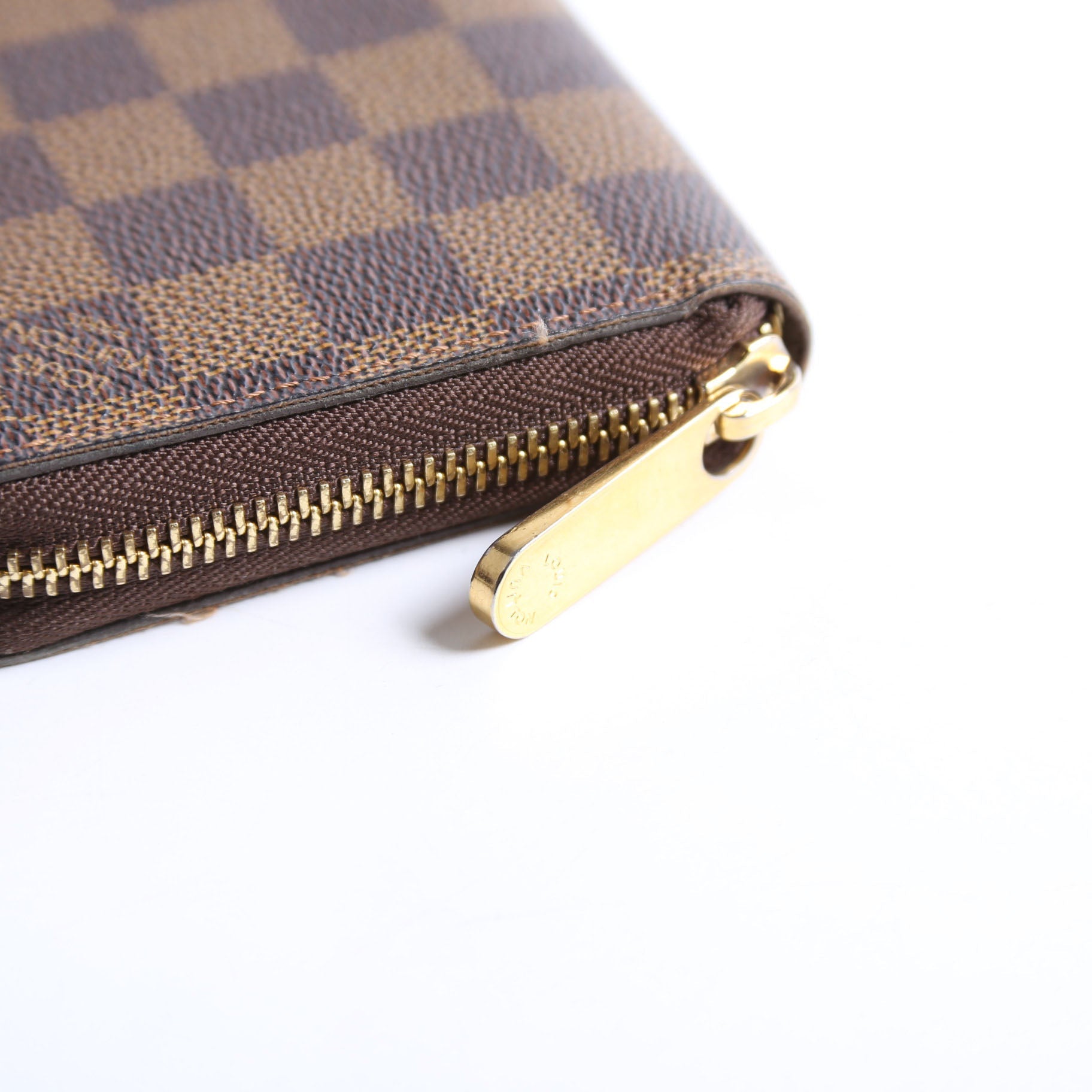 Louis Vuitton Zippy Wallet Damier Ebene