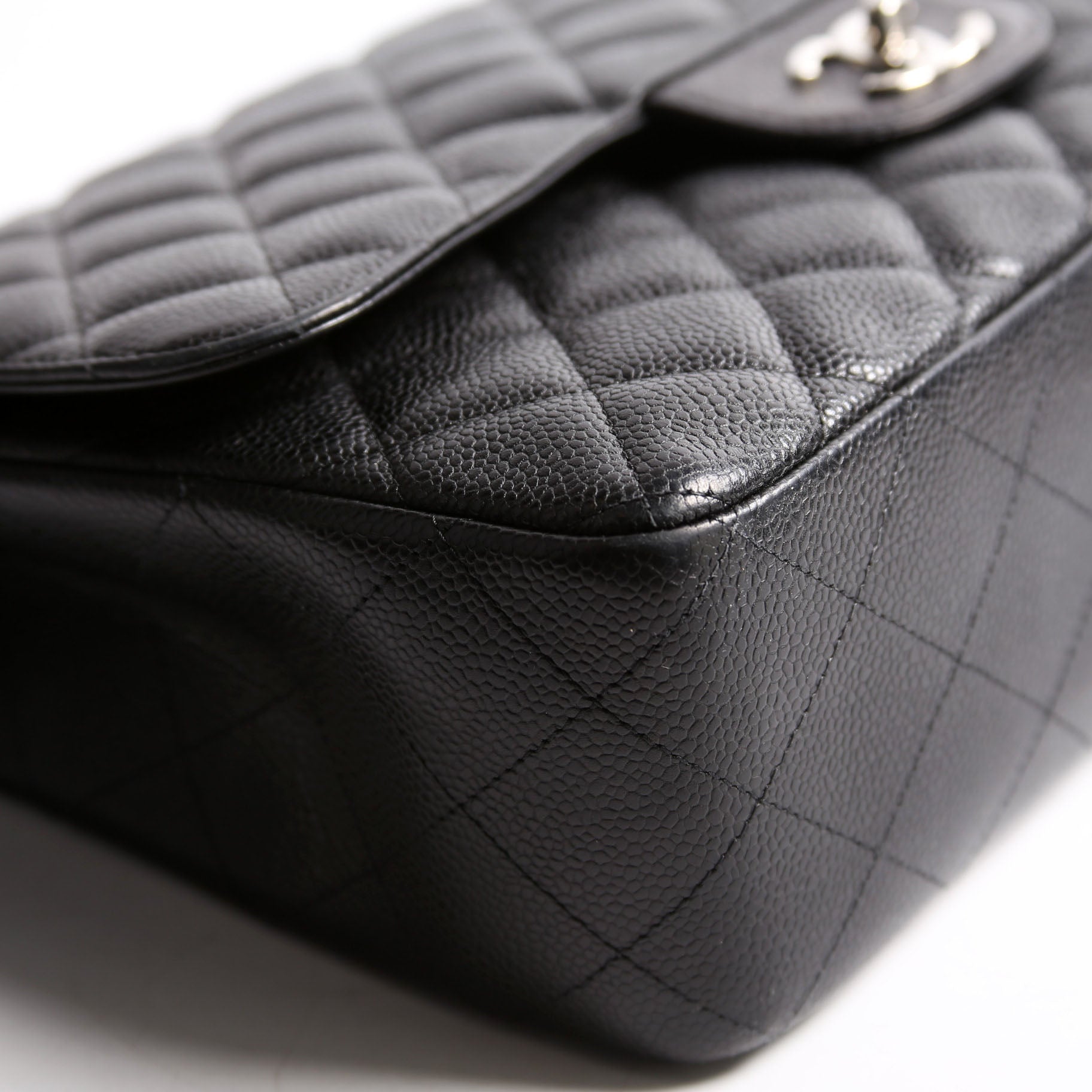 Chanel Classic Flap Jumbo Caviar 10-13M