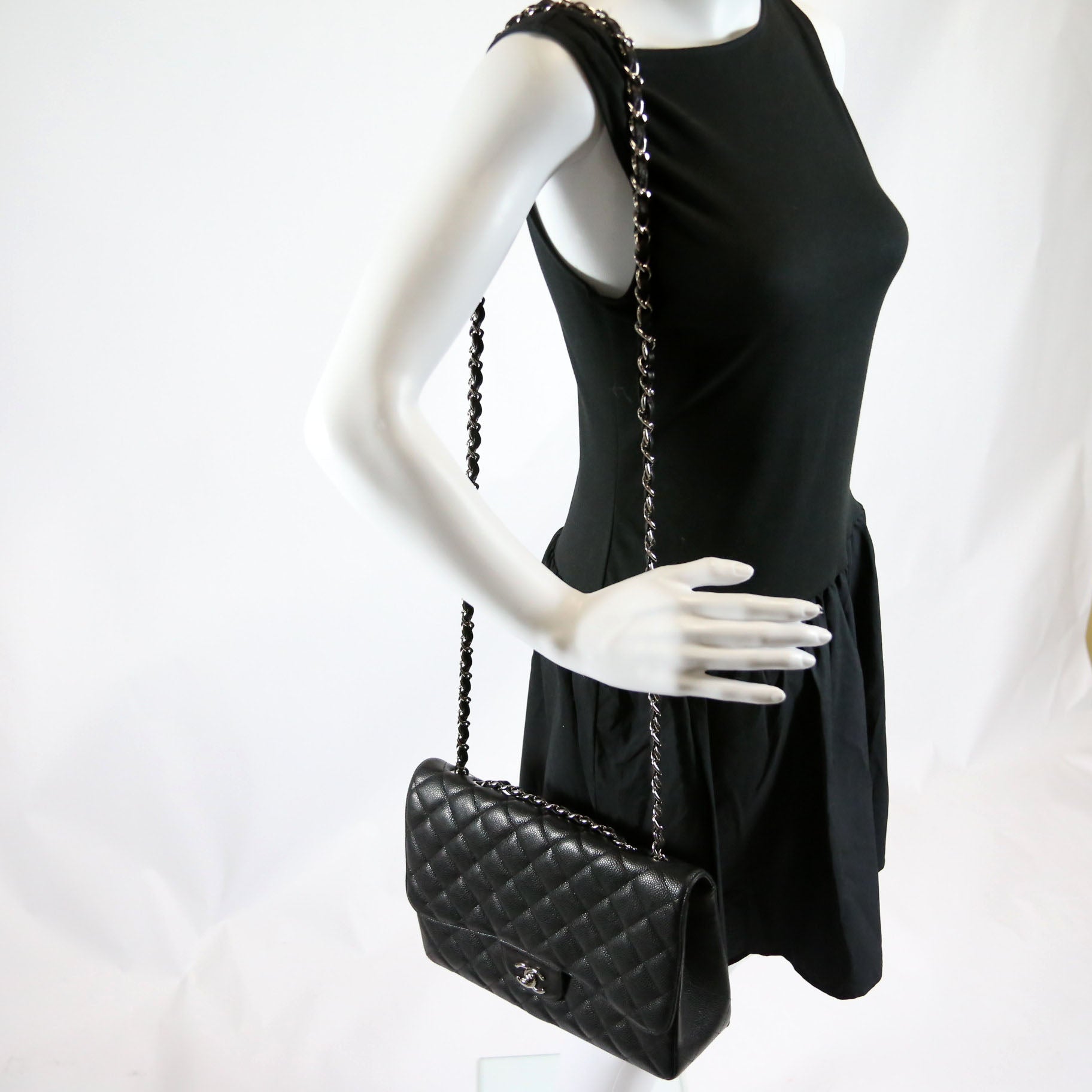 Chanel Classic Flap Jumbo Caviar 10-13M
