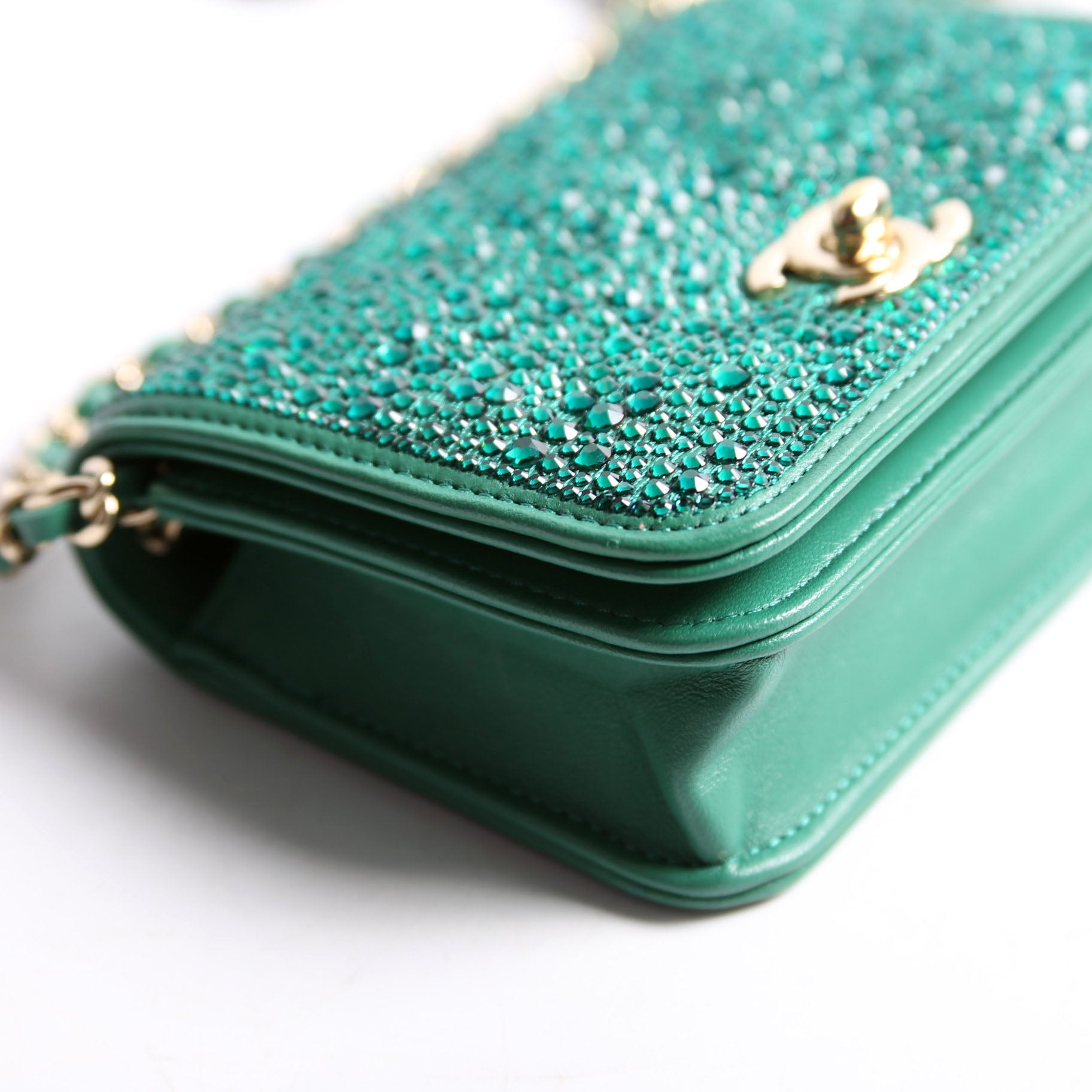 Chanel Strass Diamante Mini Clutch Lambskin RFID Green