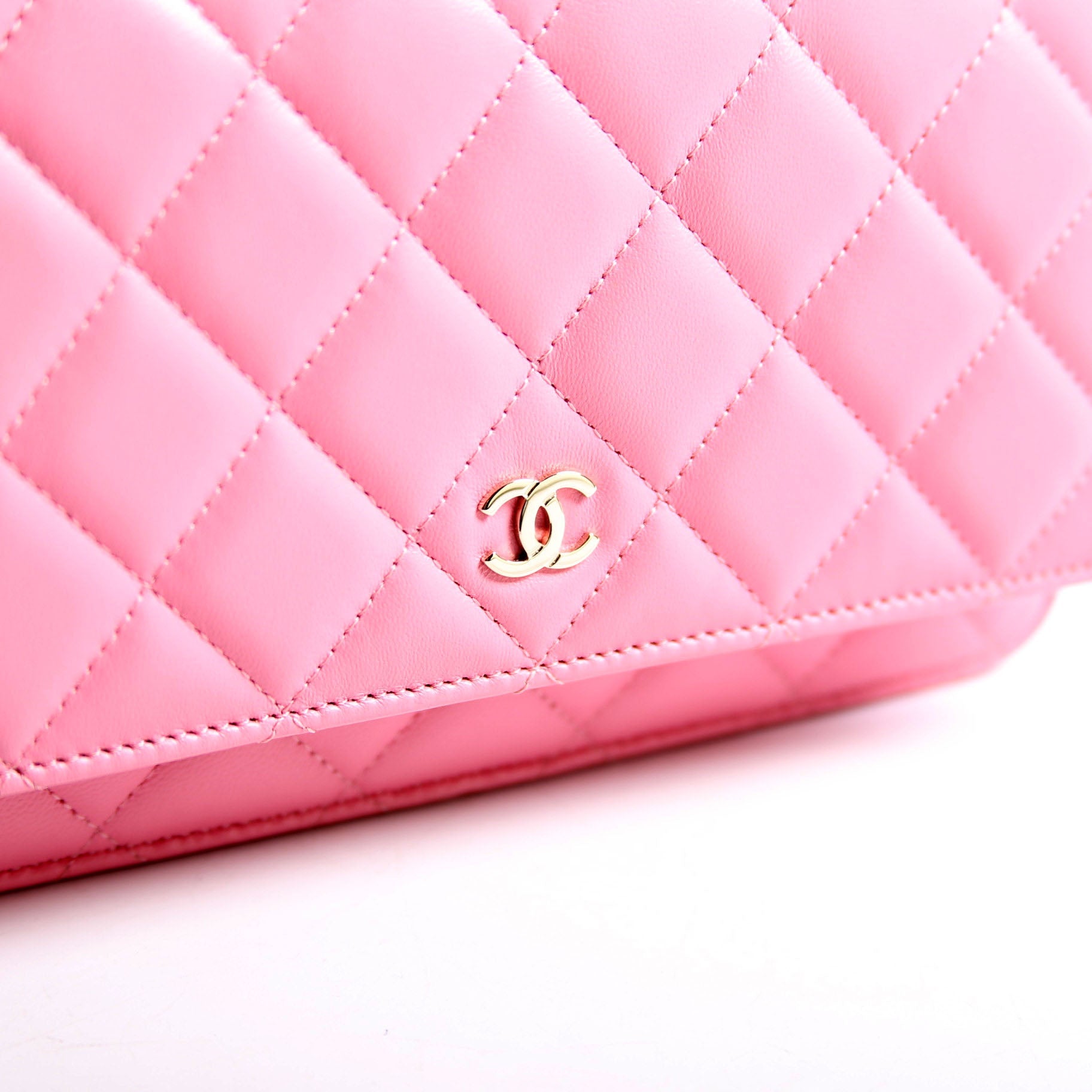 Chanel WOC Classic Quilted Lambskin RFID Pink