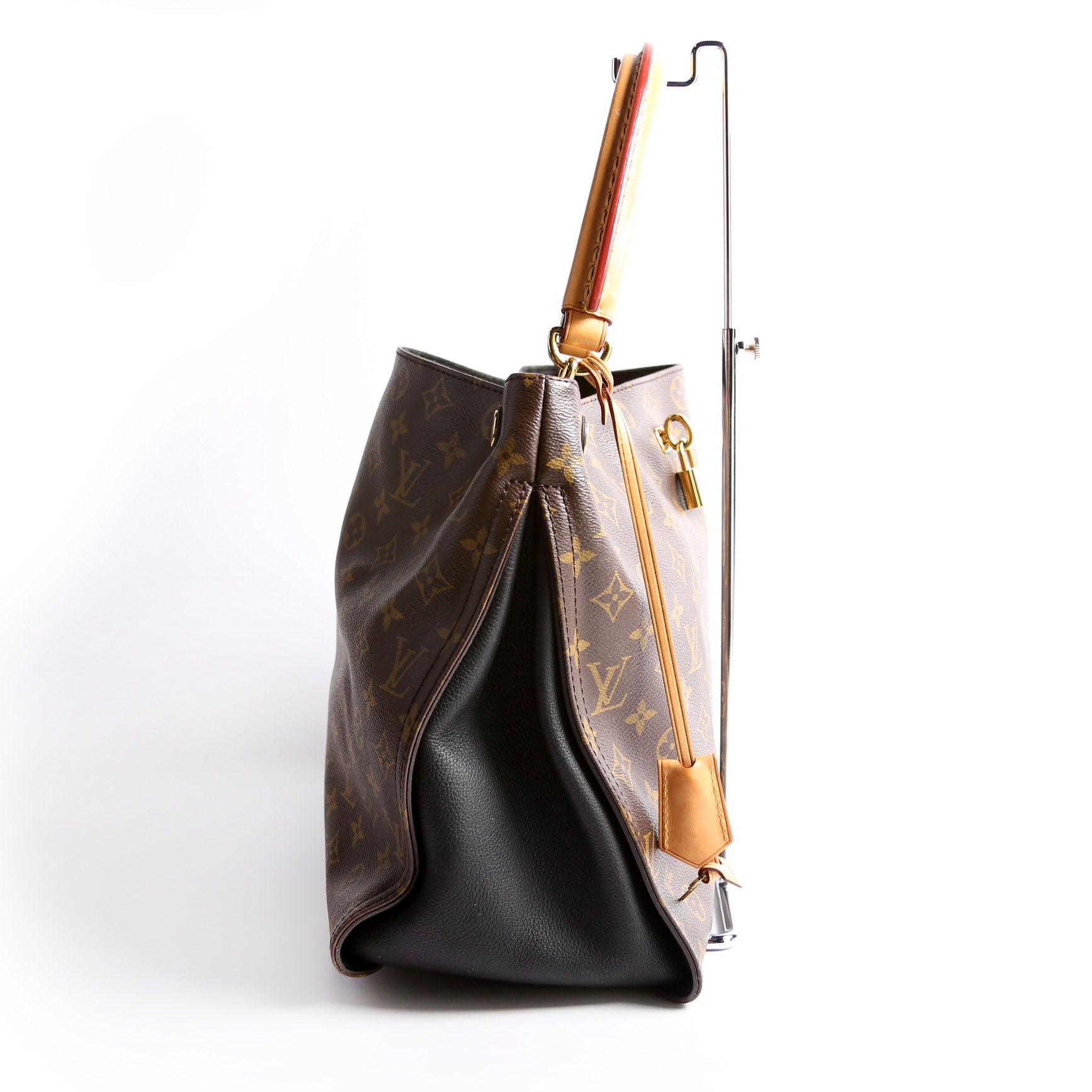 Louis Vuitton Gaia Mongoram Black