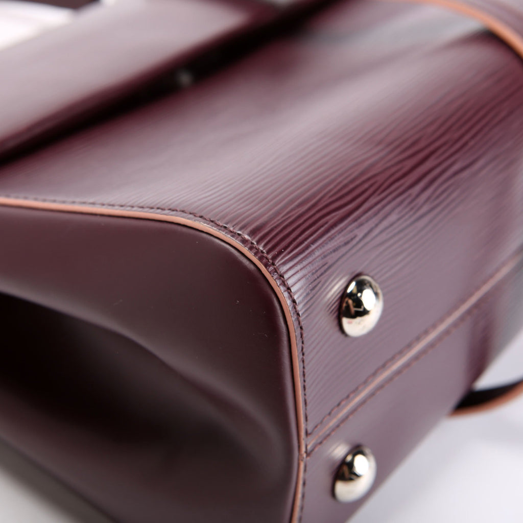 Louis Vuitton Cluny MM Epi Plum