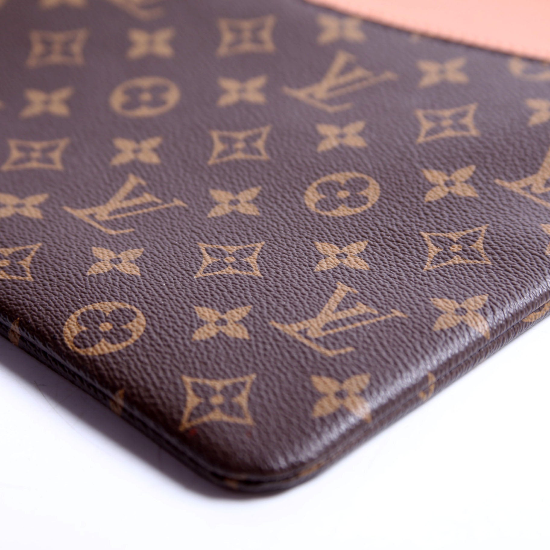 Louis Vuitton Daily Pouch Monogram Blush