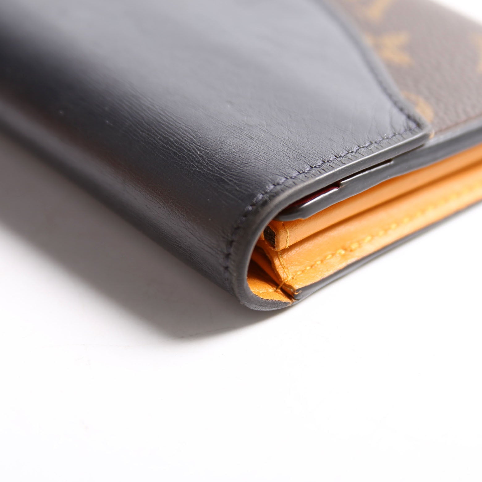 Louis Vuitton Sarah Wallet Tuileries Black