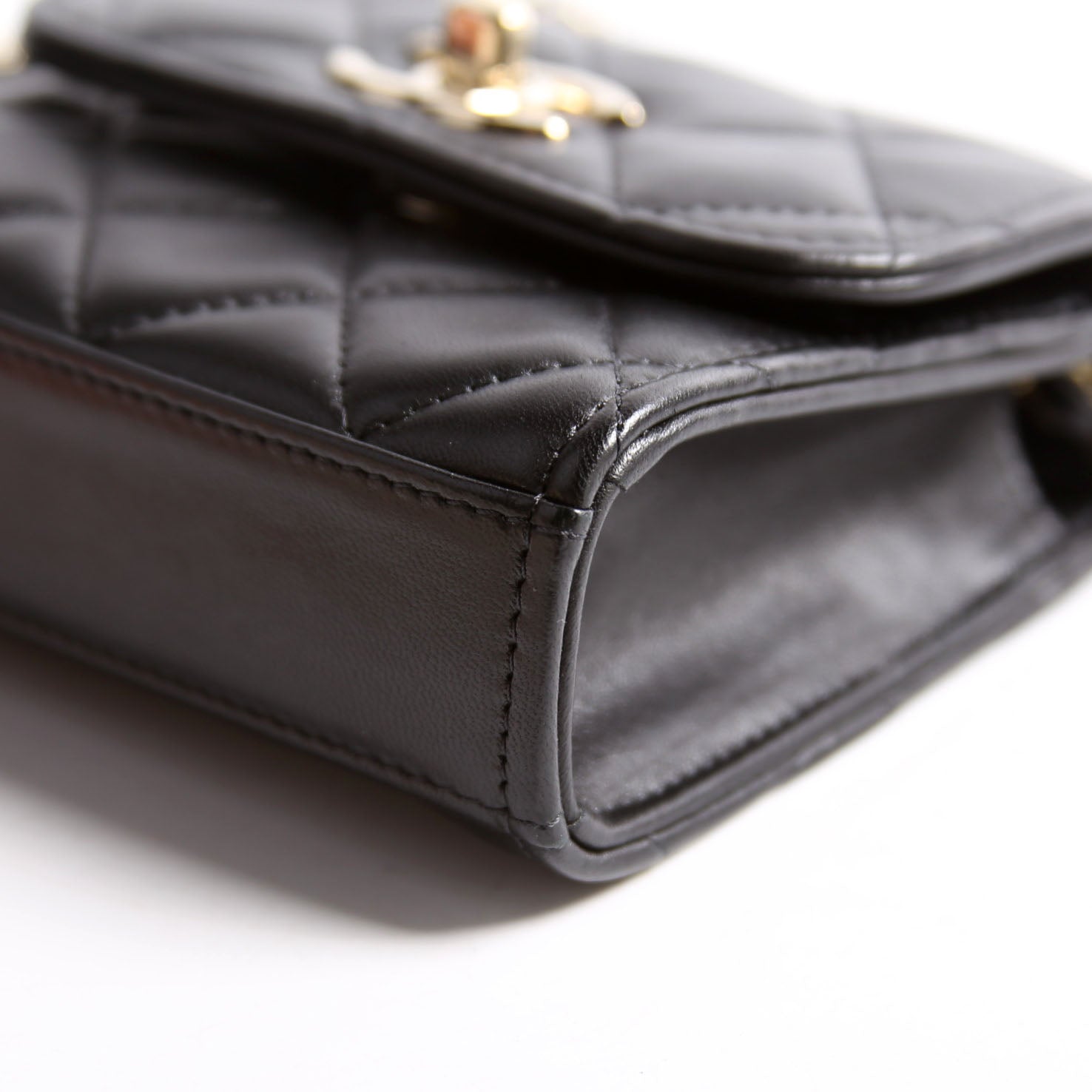Chanel Trendy CC Clutch With Chain Quilted Lambskin 32M Black