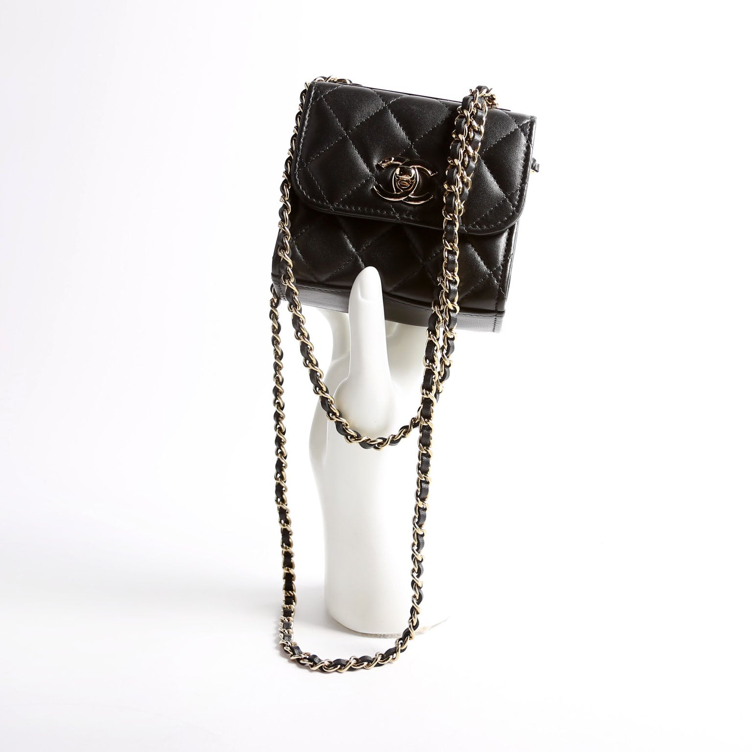 Chanel Trendy CC Clutch With Chain Quilted Lambskin 32M Black