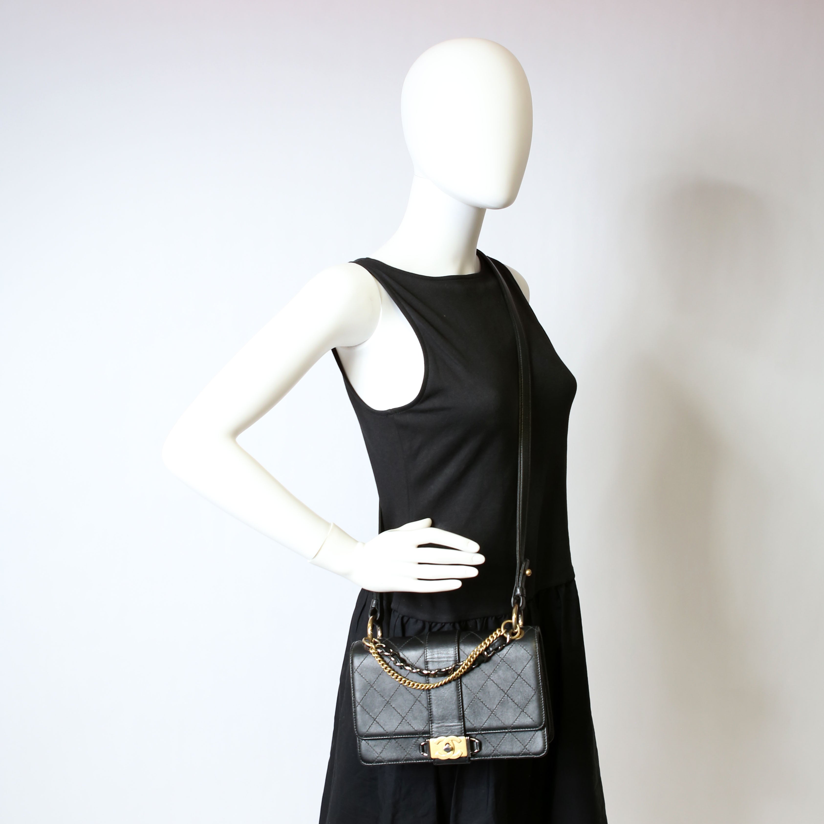 Chanel Double Chain Top Handle Flap Calfskin 26M Black