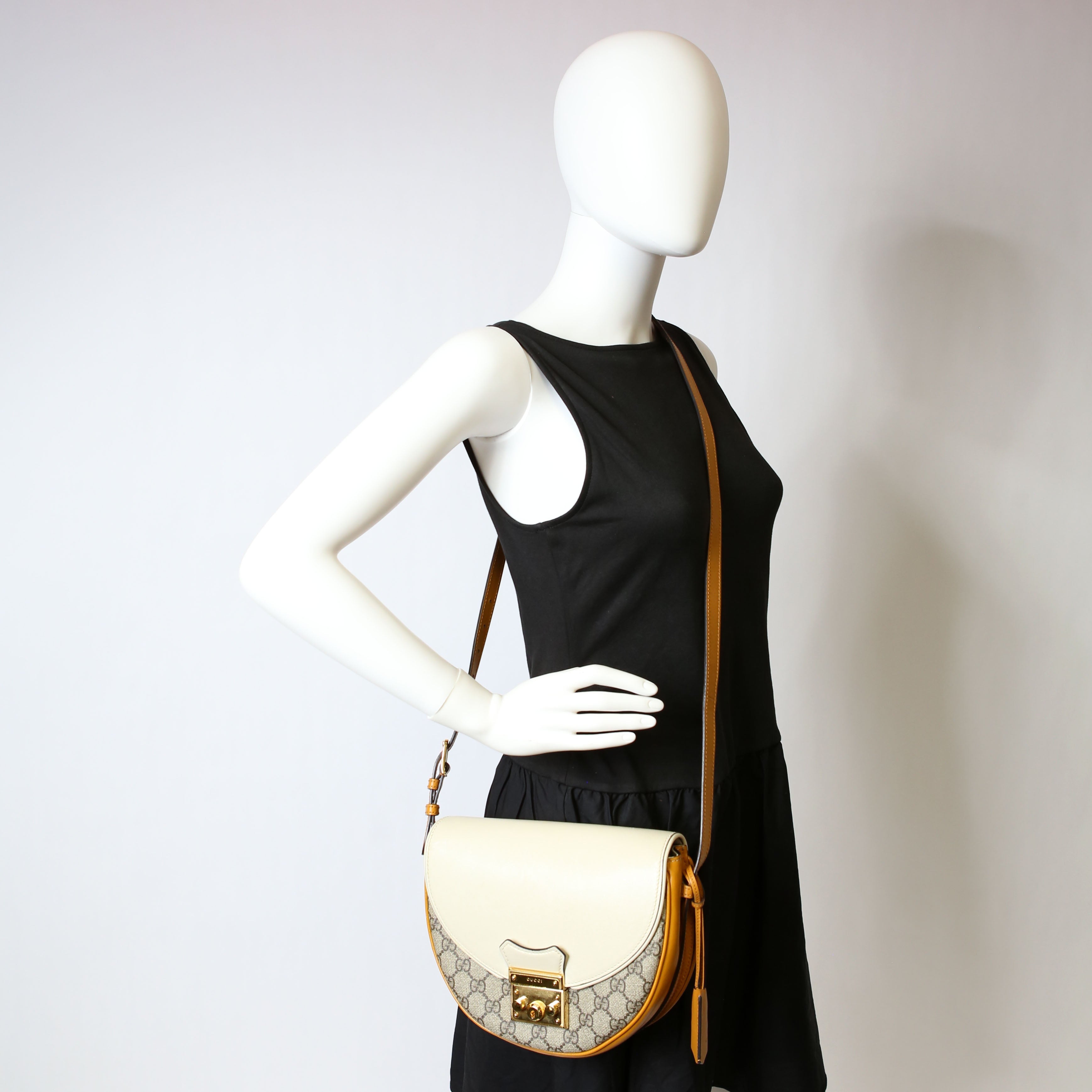 Gucci 644524 Padlock GG Supreme Small Messenger Cream/Yellow