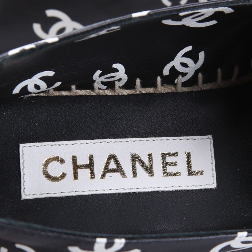 Chanel CC Espadrilles Size 39 Black/White