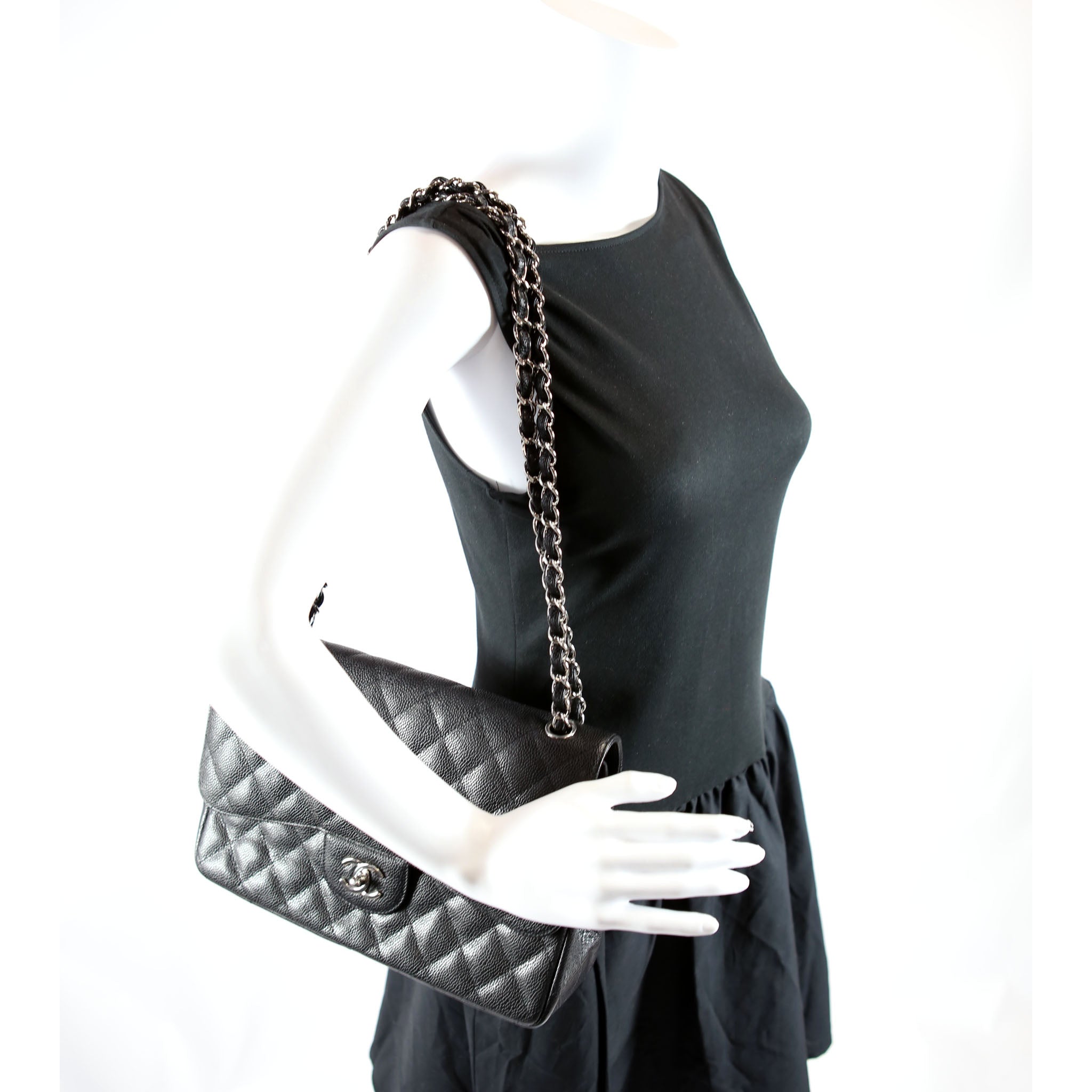 Chanel Classic Flap Jumbo Caviar 14-16M Black