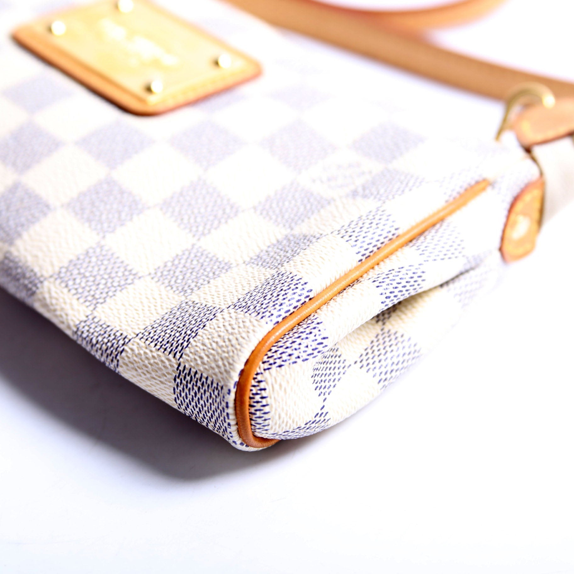 Louis Vuitton Eva Clutch Azur