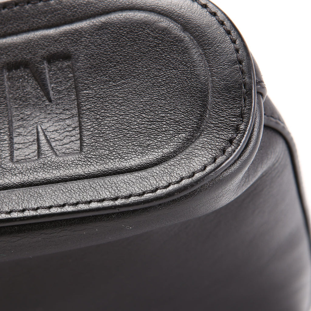 Louis Vuitton Pochette Cosmo Leather Black