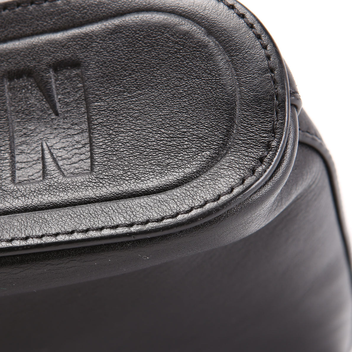 Louis Vuitton Pochette Cosmo Leather Black
