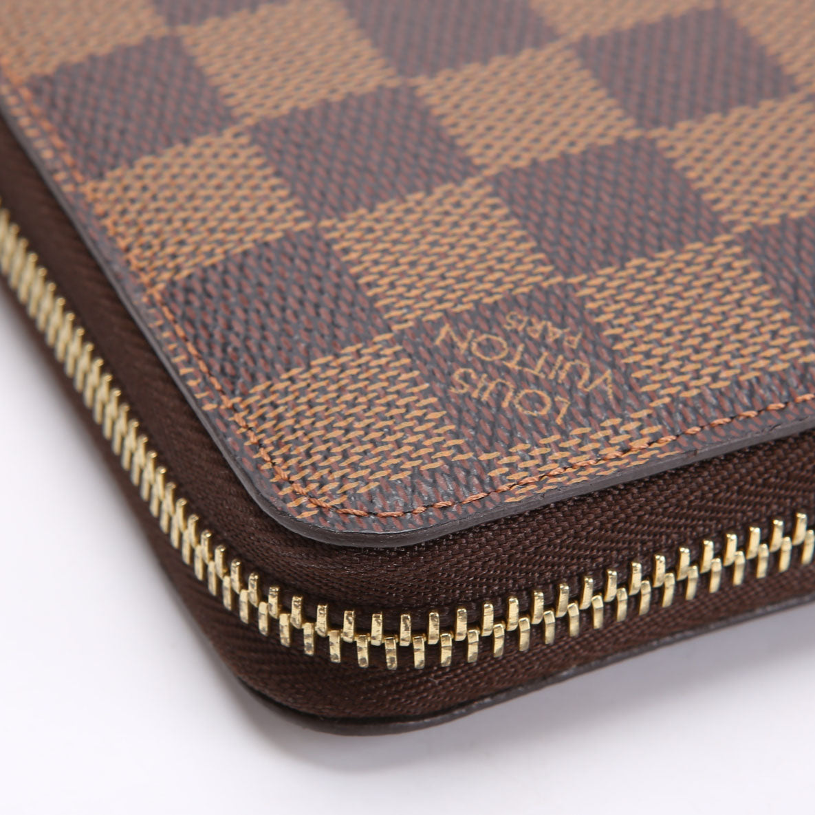 Louis Vuitton Zippy Wallet Damier Ebene