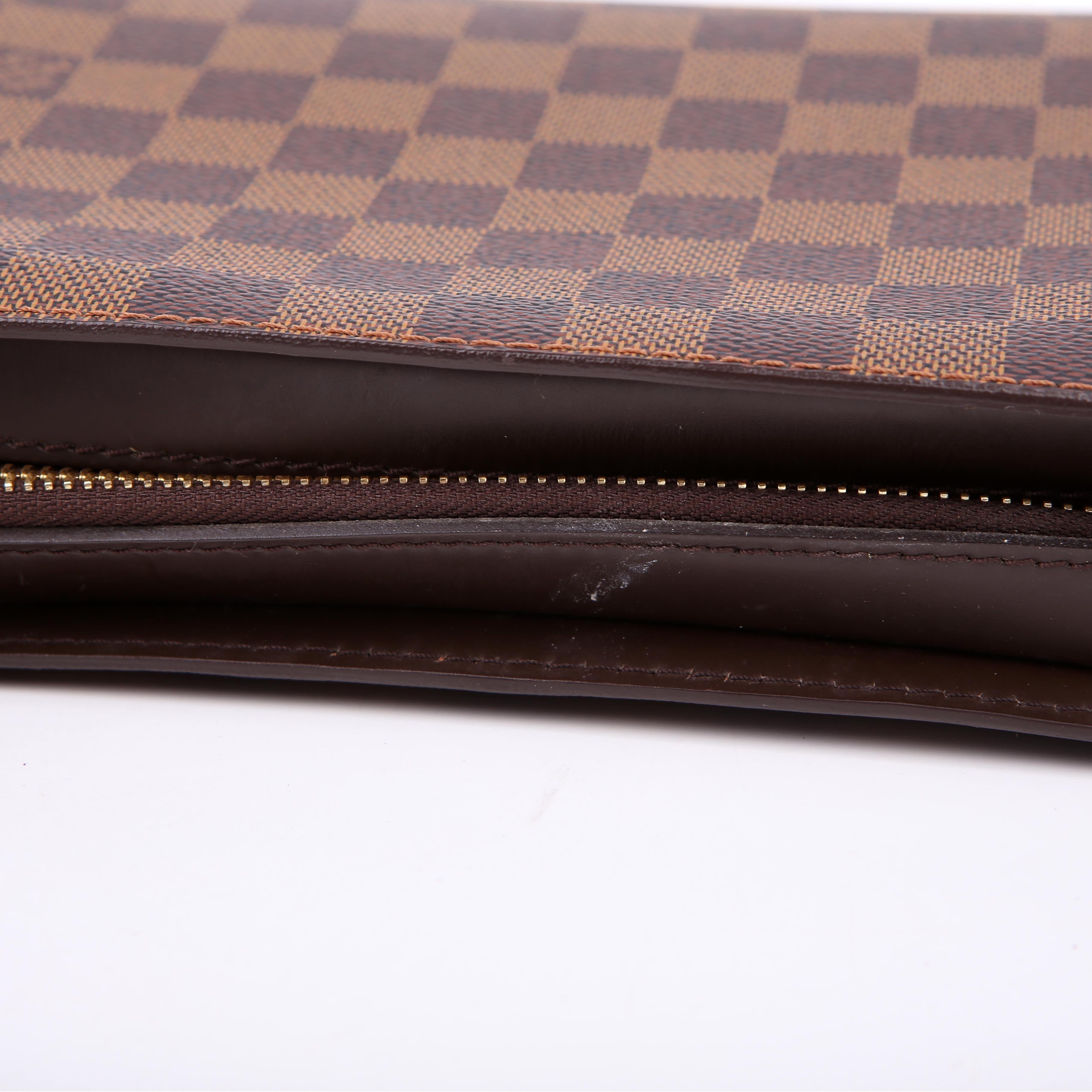 Louis Vuitton Pochette Saint Louis Clutch Damier Ebene