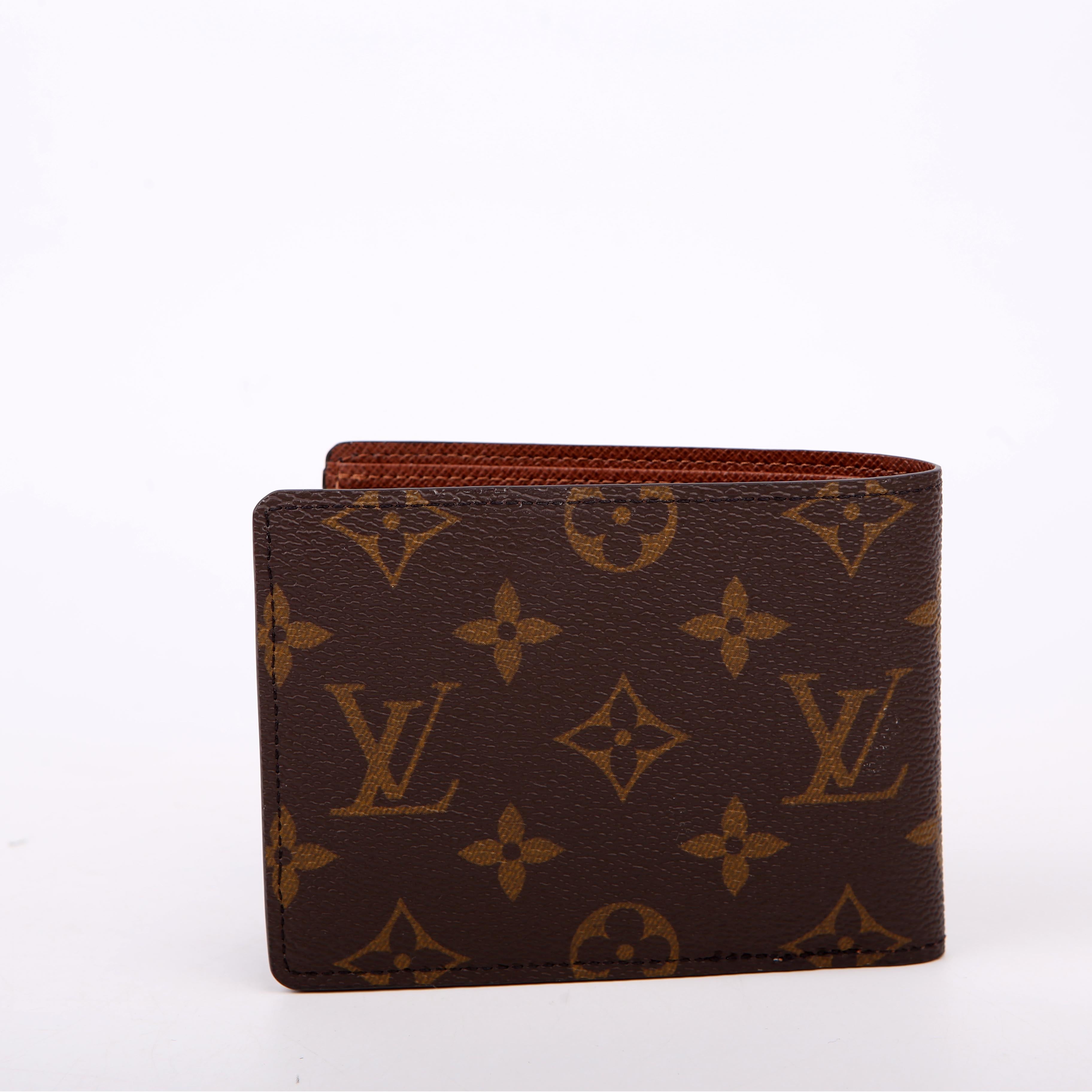 Louis Vuitton Mens Multiple Wallet Monogram