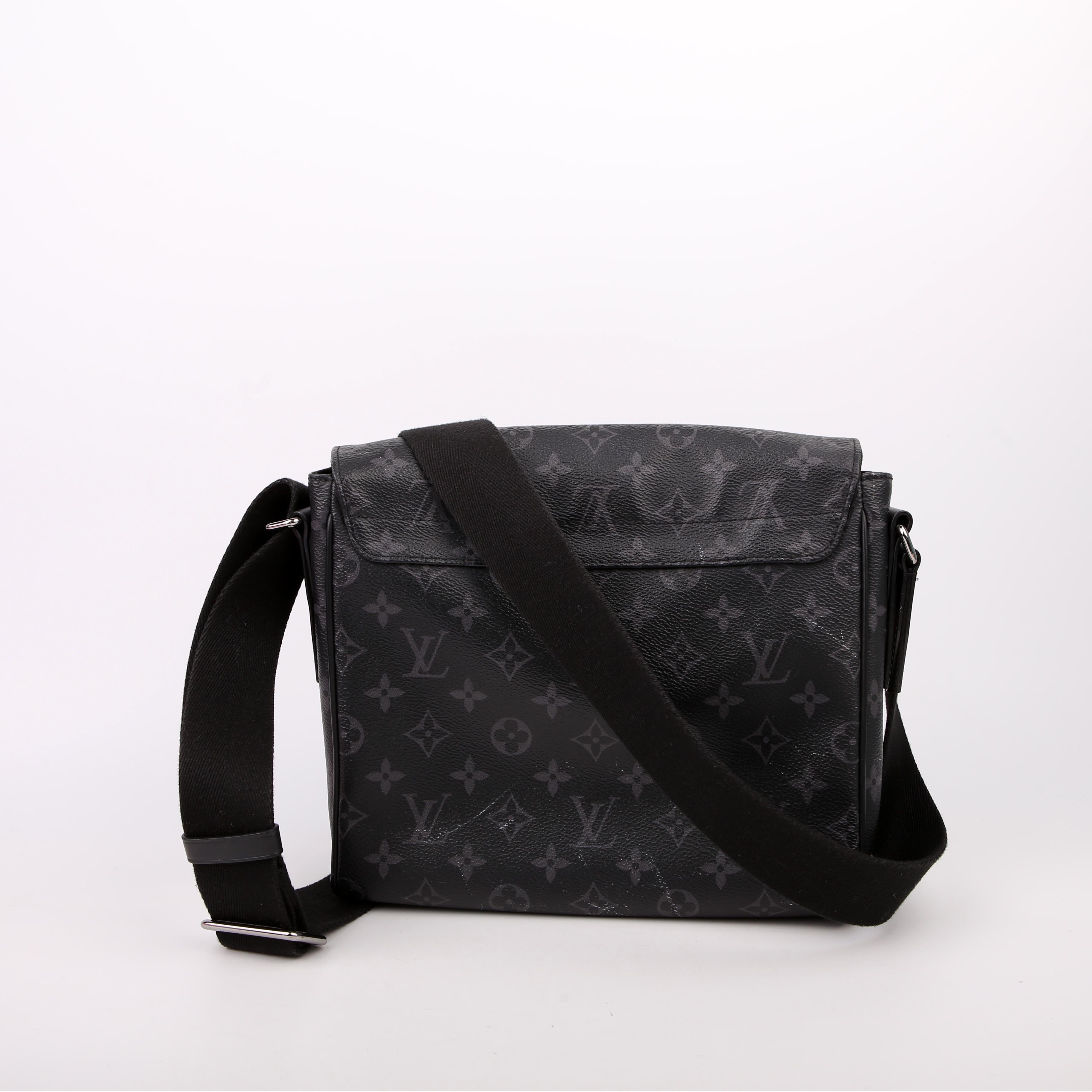 Louis Vuitton District PM Monogram Eclipse