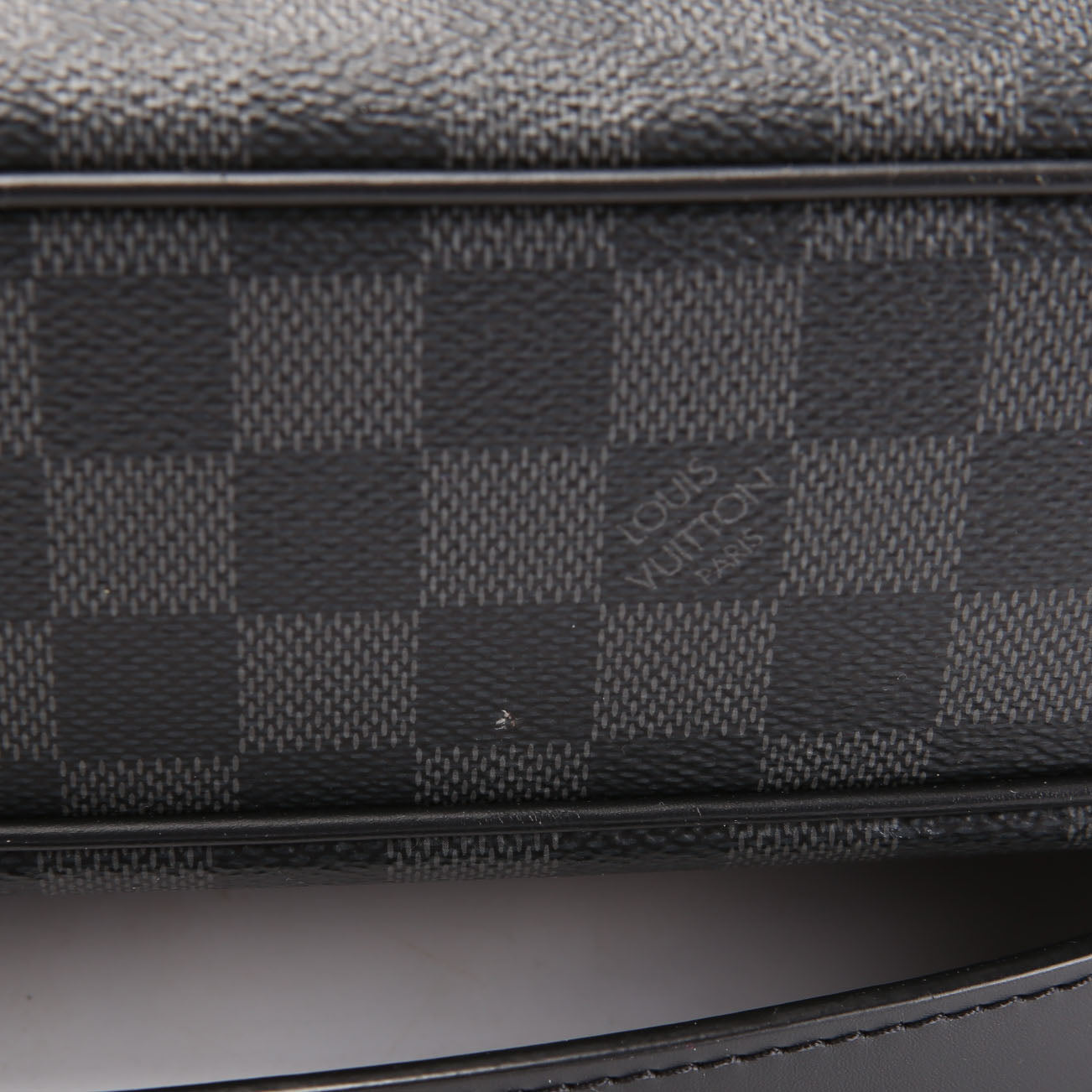 Louis Vuitton Porte Documents Jour Damier Graphite Black/Gray
