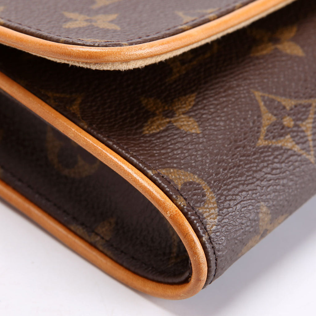 Louis Vuitton Pochette Twin GM Monogram