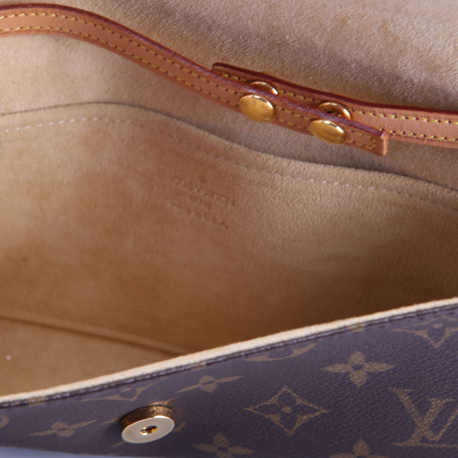 Louis Vuitton Pochette Twin GM Monogram