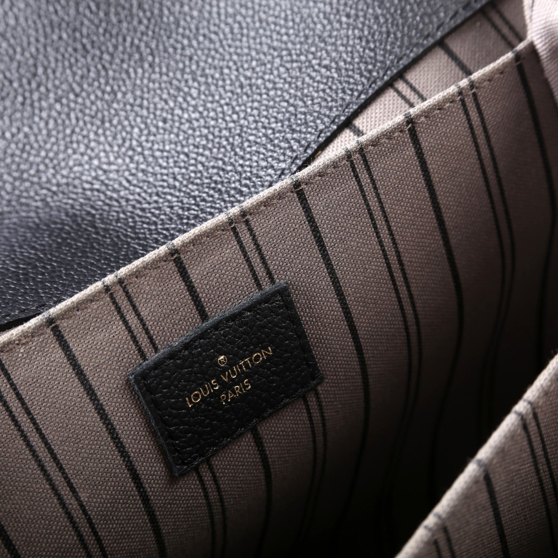 Louis Vuitton Pochette Metis Empreinte Black