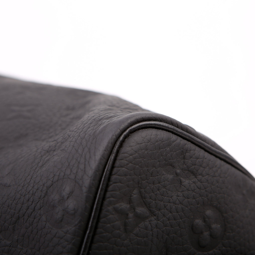 Louis Vuitton Dopp Kit Toilet Pouch Taurillion Black