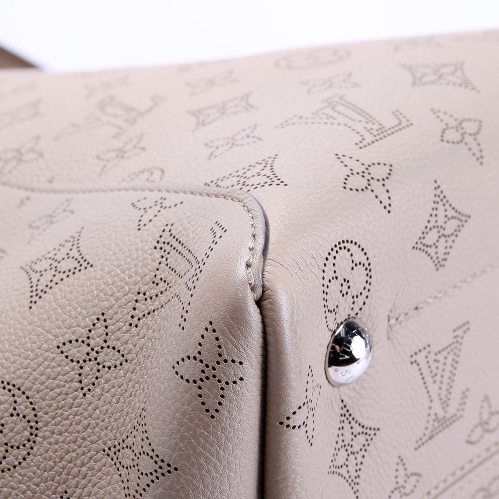 Louis Vuitton Hina MM Mahina Taupe