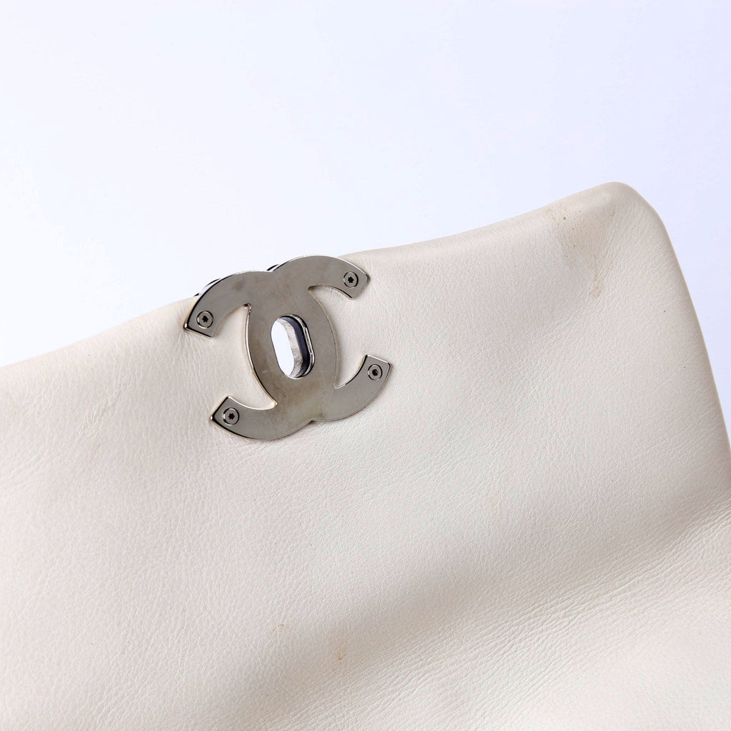 Chanel Quilted Lambskin 19 Small Flap RFID White