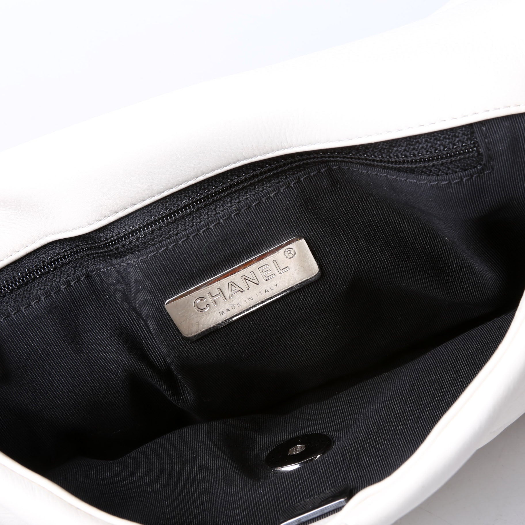 Chanel Quilted Lambskin 19 Small Flap RFID White