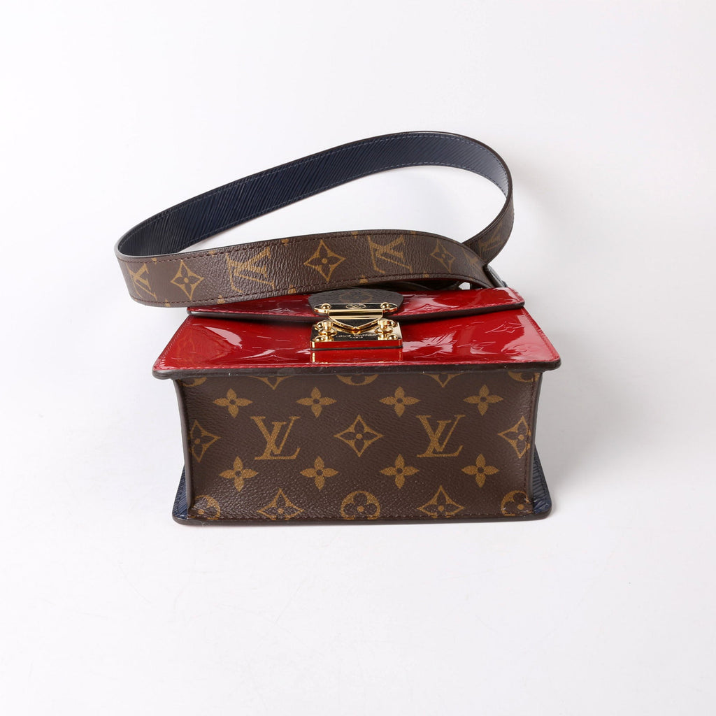 Louis Vuitton Spring Street Vernis Red