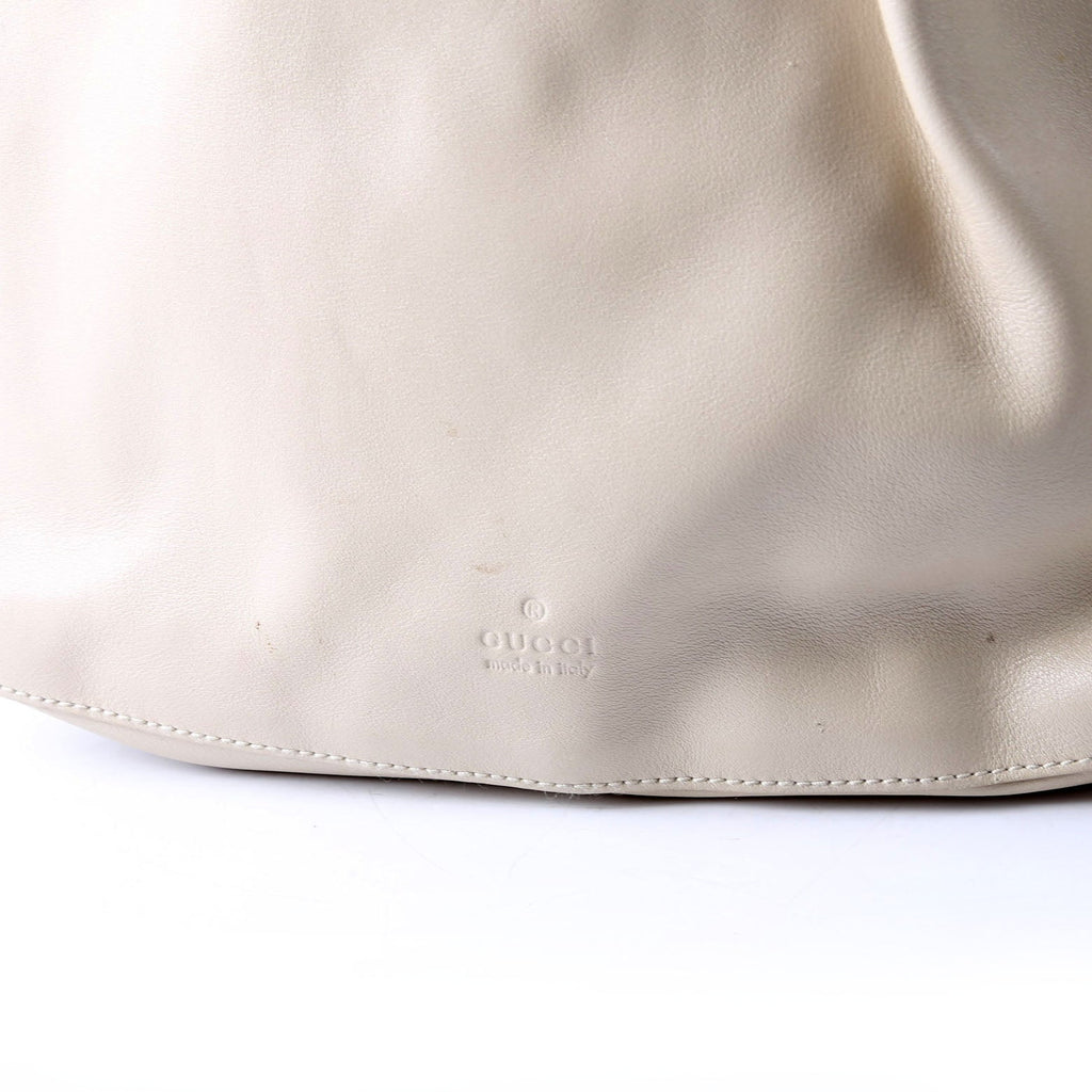 Gucci 001.3748 Leather Drawstring Hobo Beige/Black