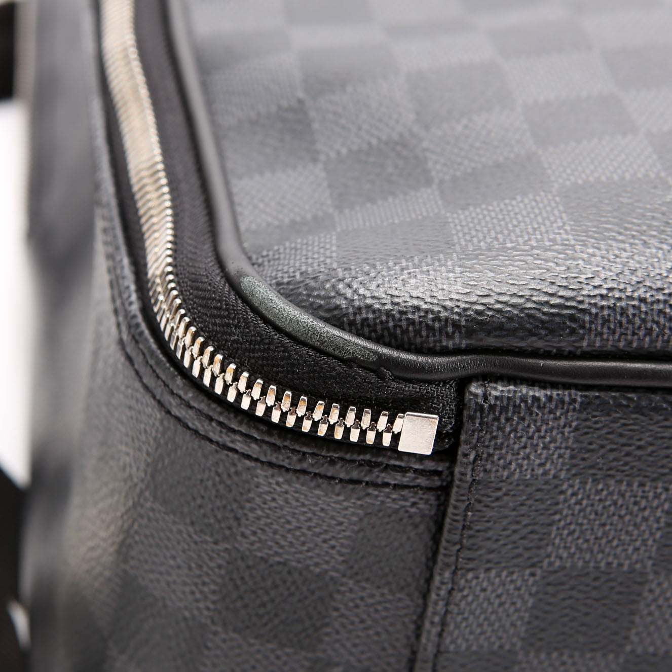 Louis Vuitton Michael Backpack NV2 Graphite