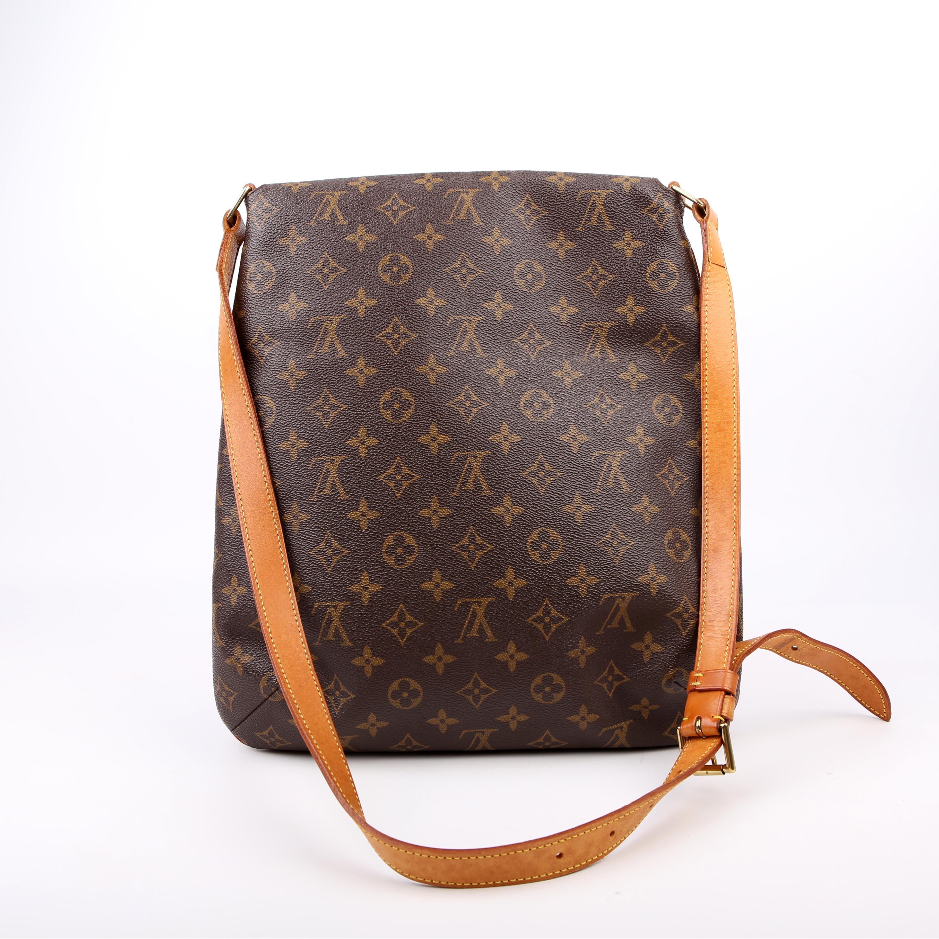 Louis Vuitton Musette Messenger Monogram
