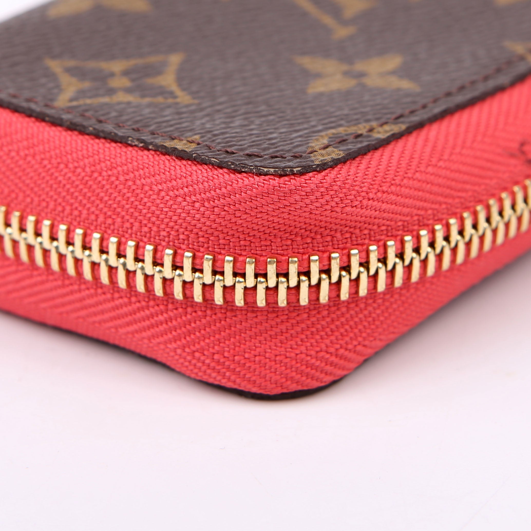 Louis Vuitton Zippy Multicartes Monogram Pink