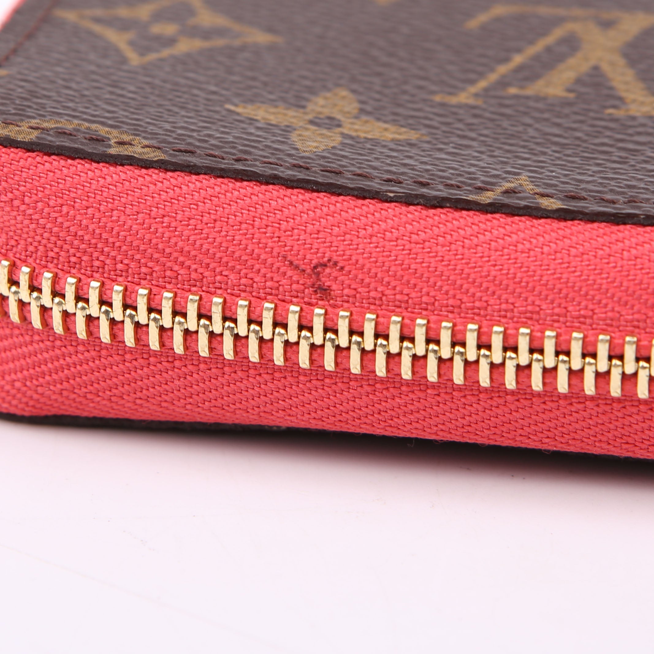Louis Vuitton Zippy Multicartes Monogram Pink