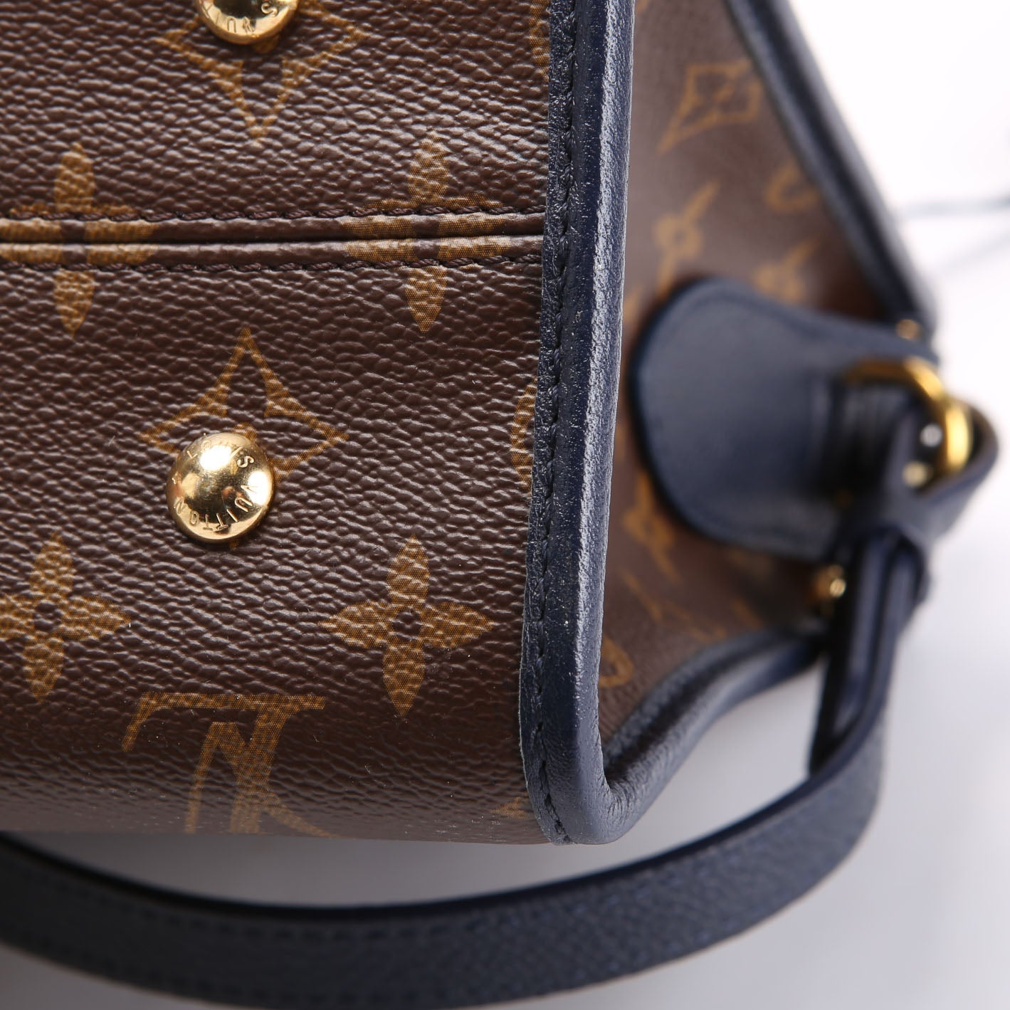 Louis Vuitton Popincourt PM NM Monogram Navy