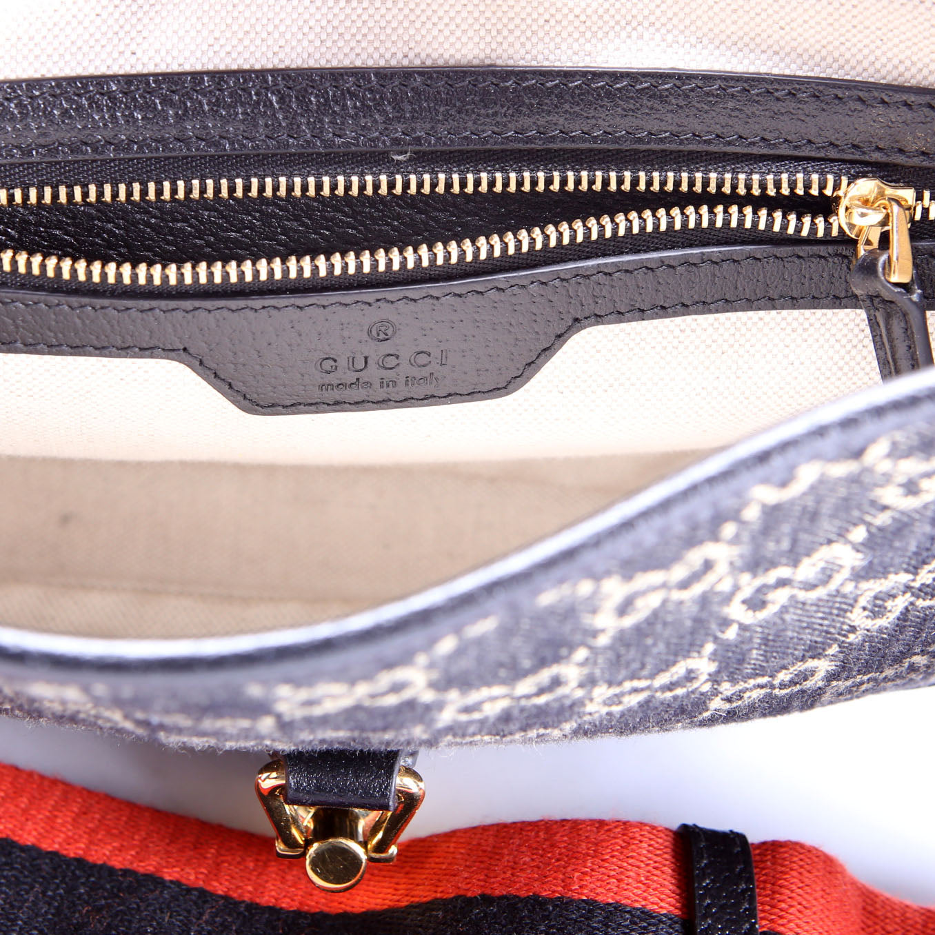 Gucci 678843 GG Supreme 1961 Jackie Hobo Small