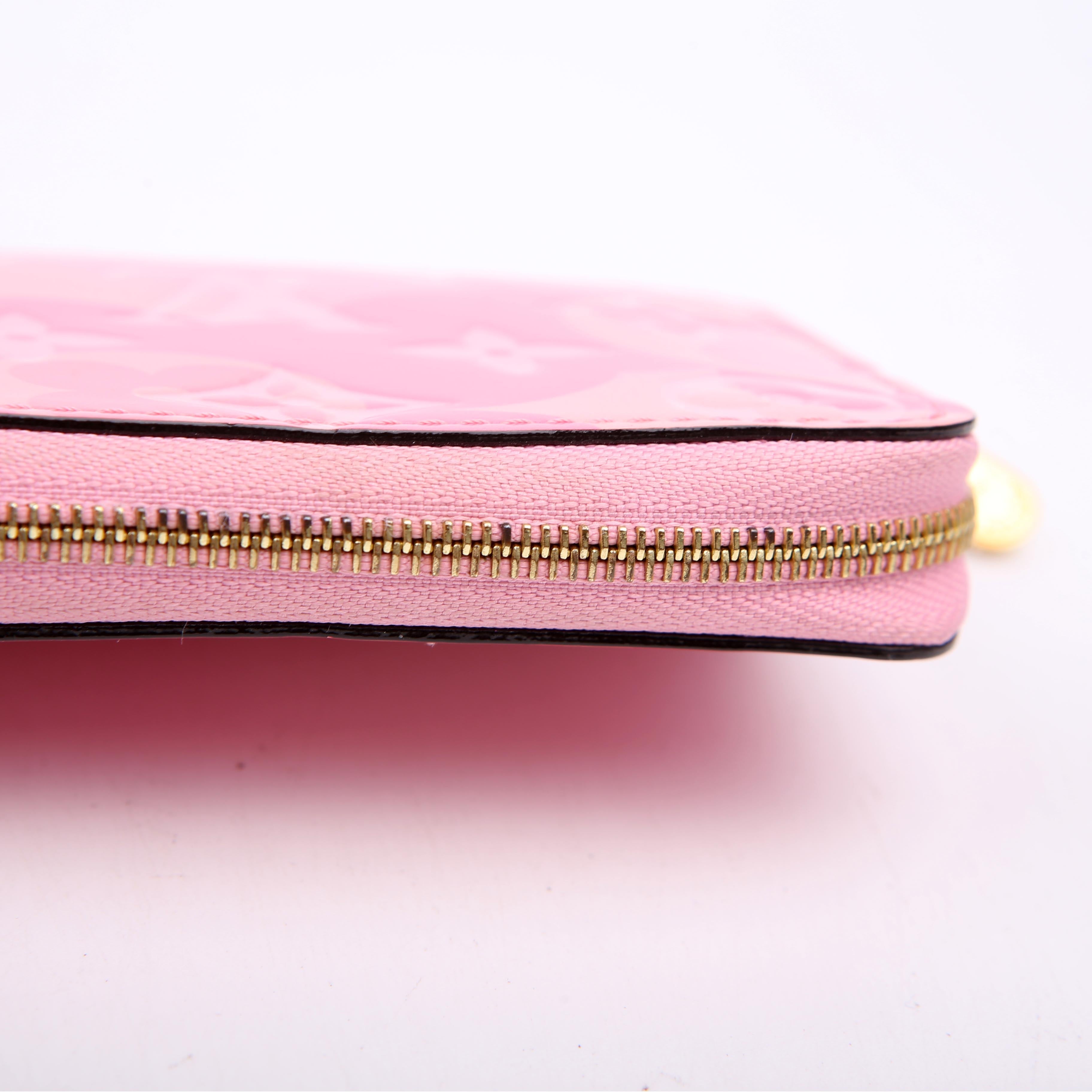 Louis Vuitton Zippy Coin Purse Valentine Vernis Pink