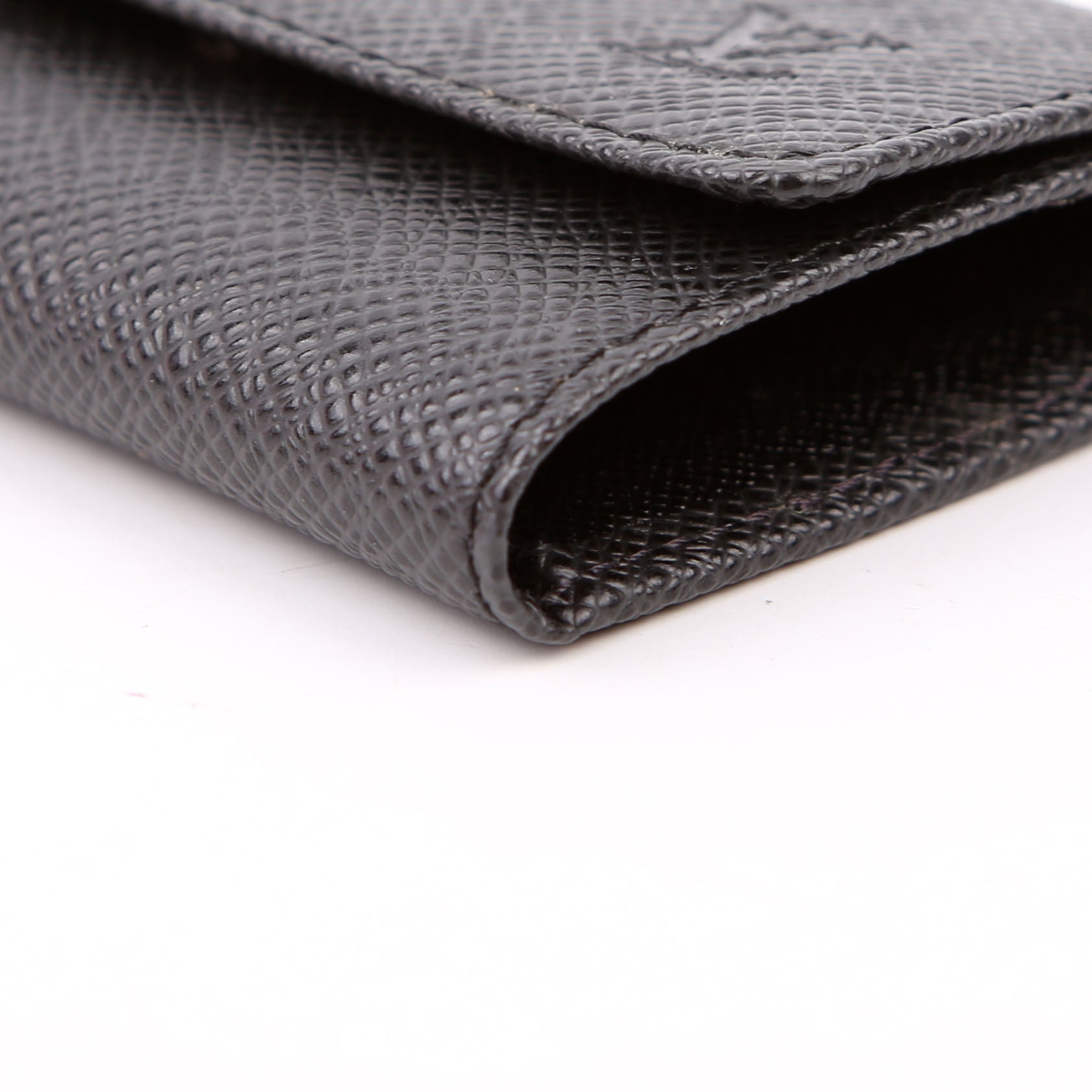 Louis Vuitton Multicles 6 Taiga Black