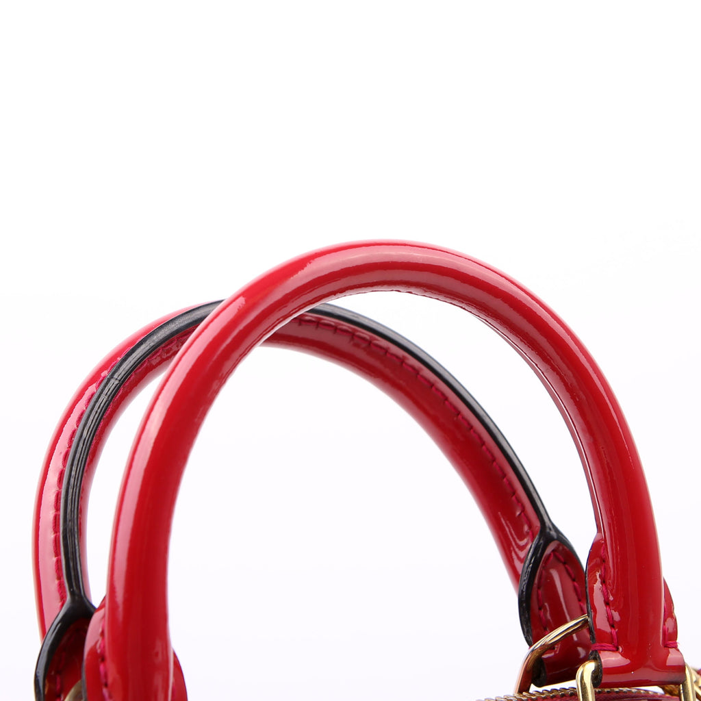 Louis Vuitton Alma BB Vernis Pink