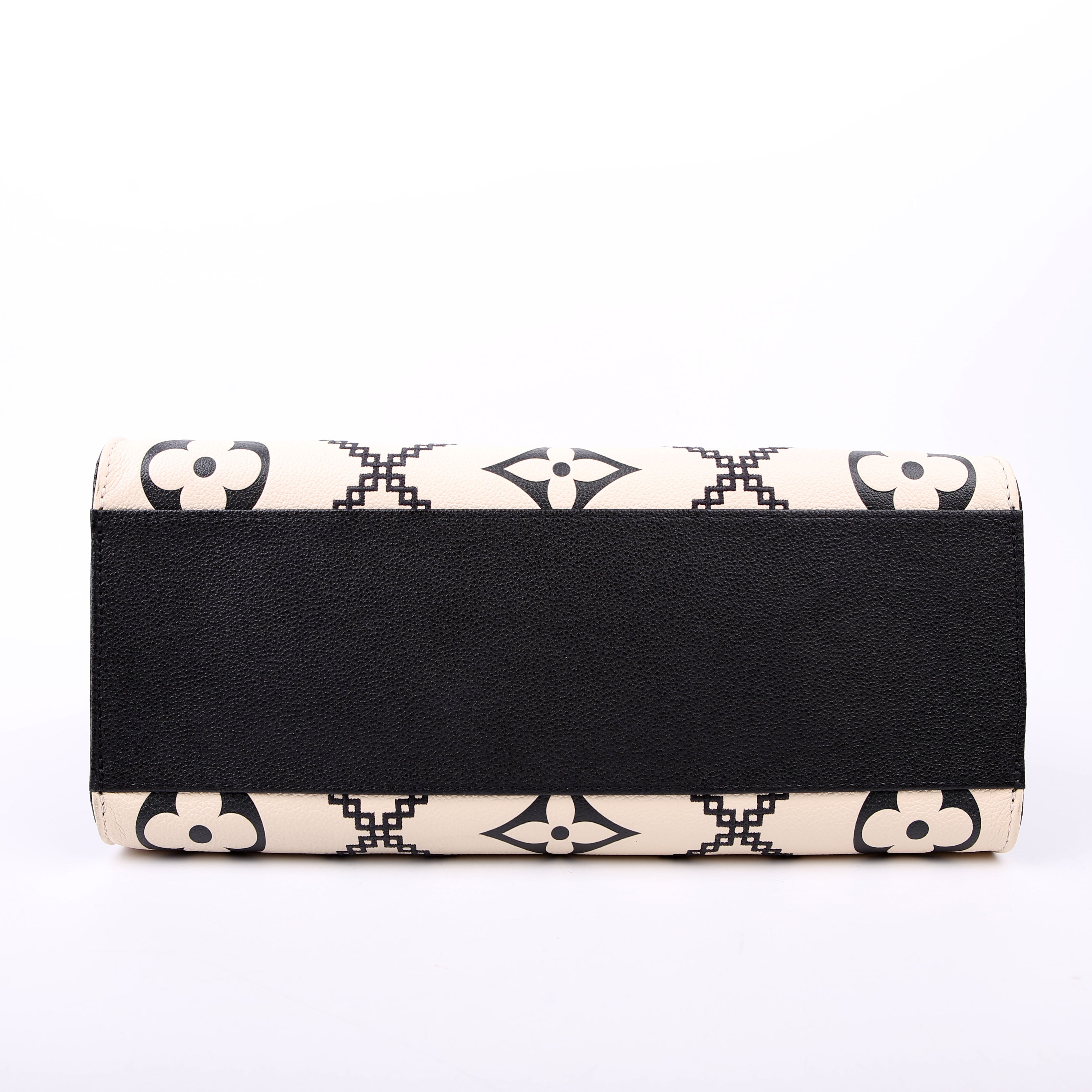 Louis Vuitton ONTHEGO MM Empreinte Broderies White/Black