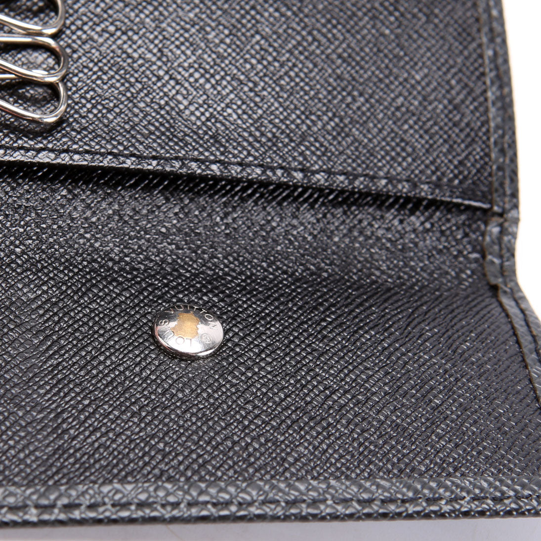 Louis Vuitton Multicles 4 All Materials Black