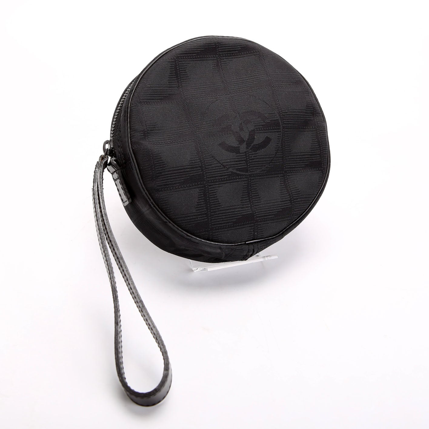 Chanel Travel Linge Round Wristlet Black
