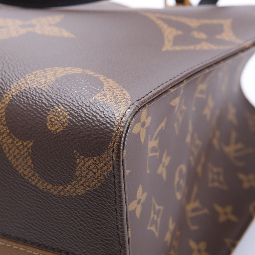 Louis Vuitton ONTHEGO MM Reverse Monogram