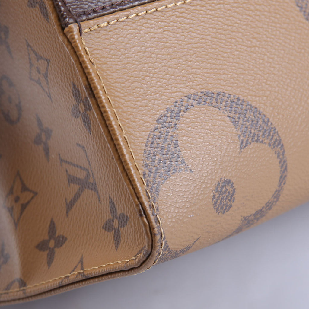 Louis Vuitton ONTHEGO MM Reverse Monogram