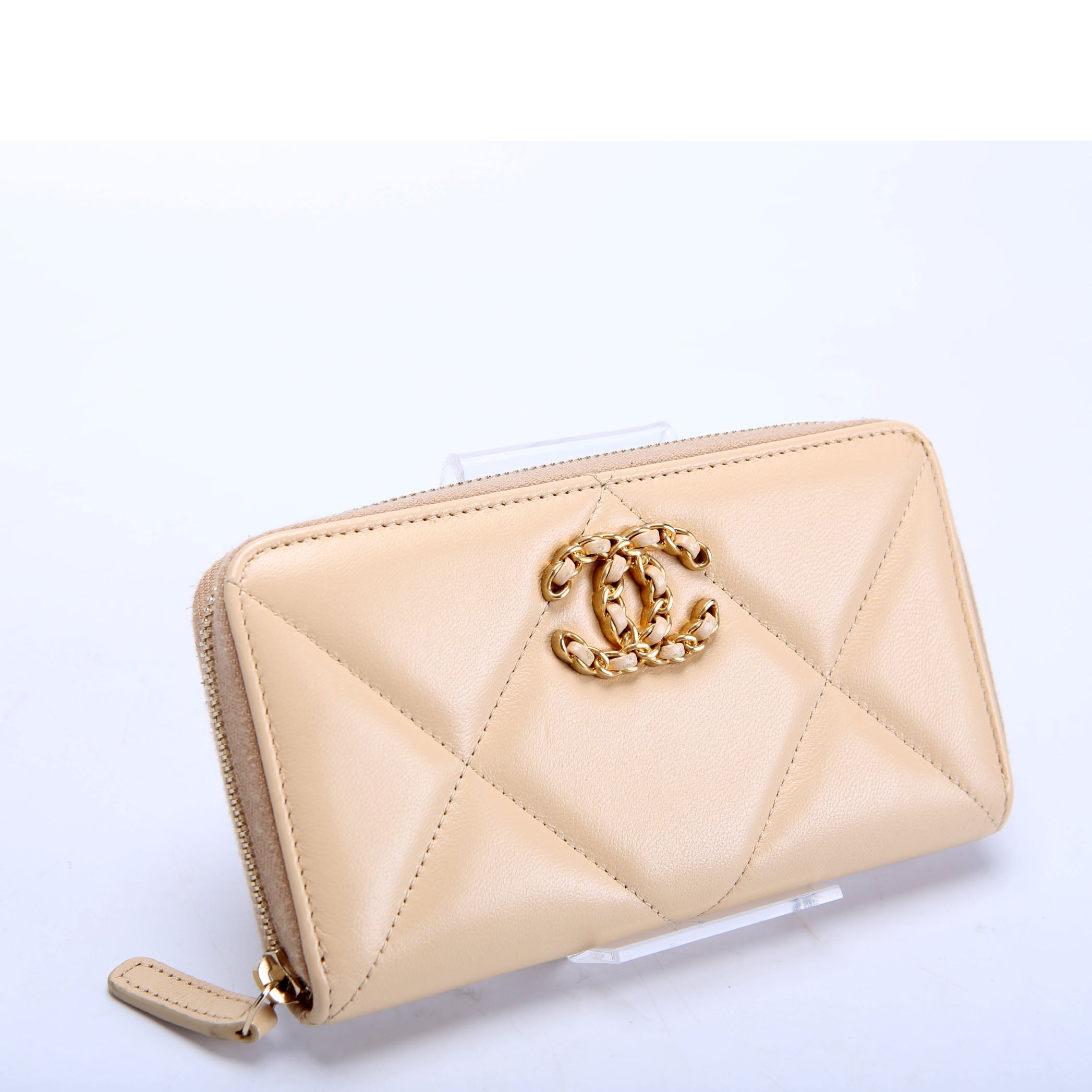 Chanel Chanel 19 Quilted Goatskin Long Zip Around Wallet Tan